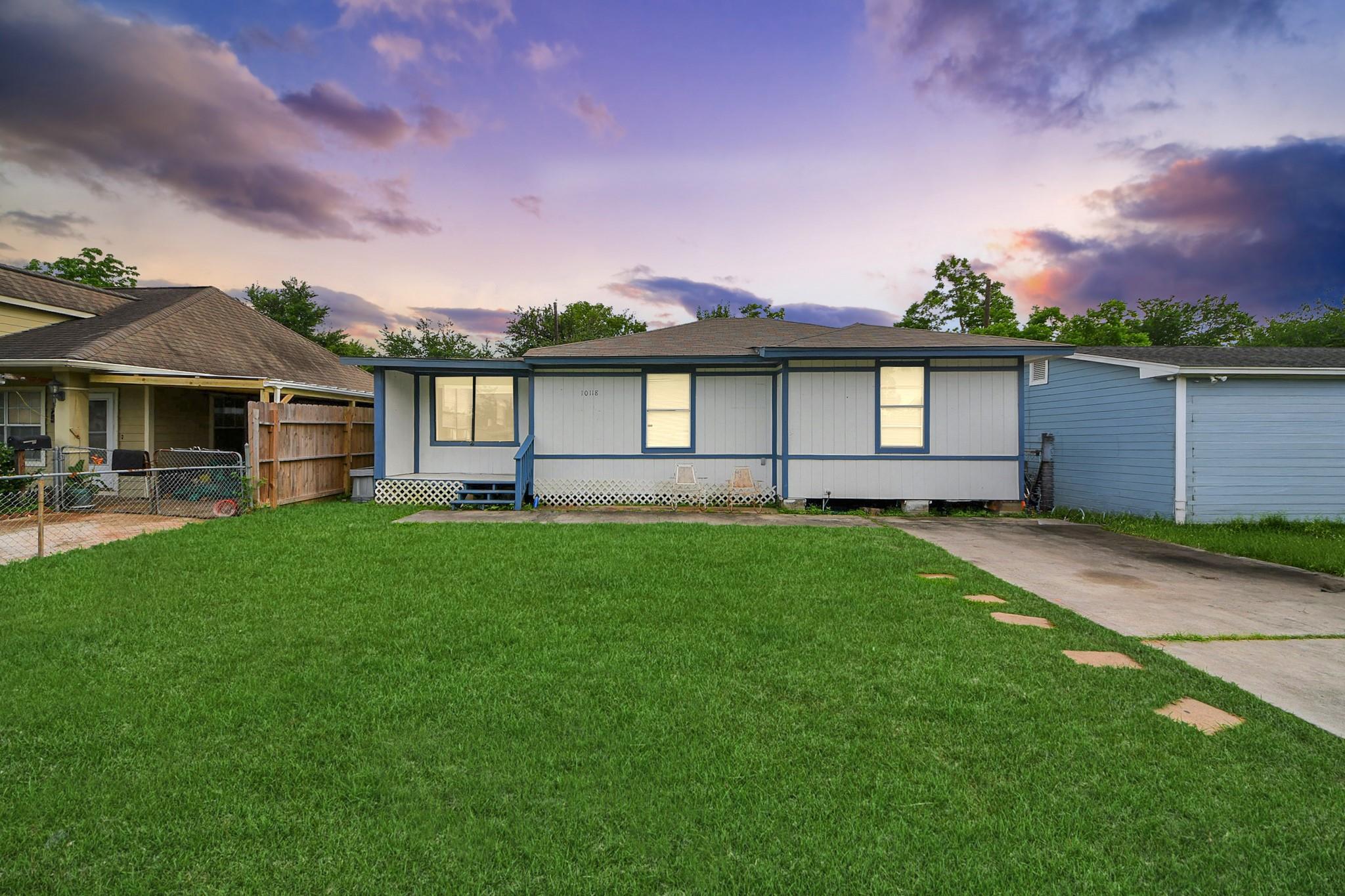 10118 Norvic St, Houston, TX 77029