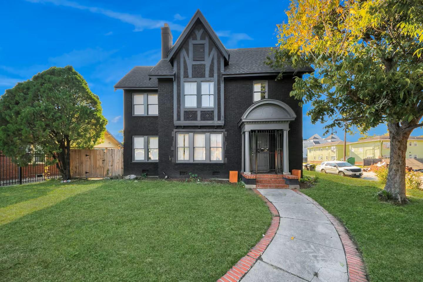 2002 Rosewood St, Houston, TX 77004