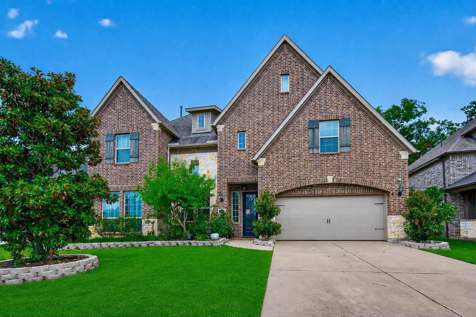 1918 Donna Temple Ct, Richmond, TX 77469