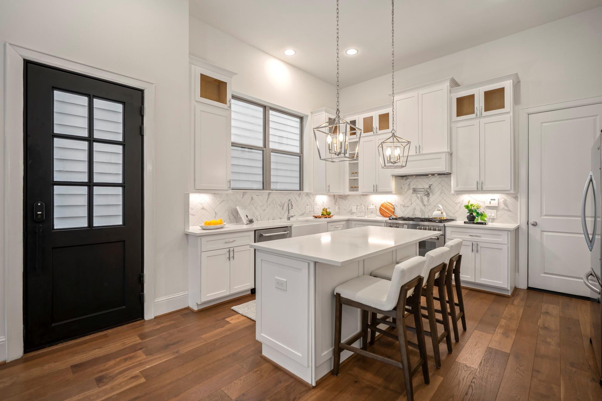 536 W 26 St, Houston, TX 77008 photo