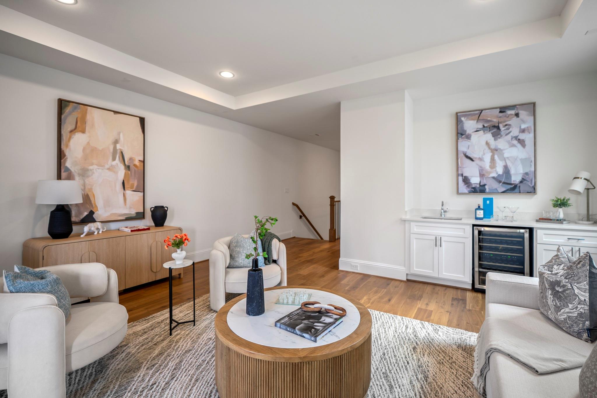 536 W 26 St, Houston, TX 77008 photo