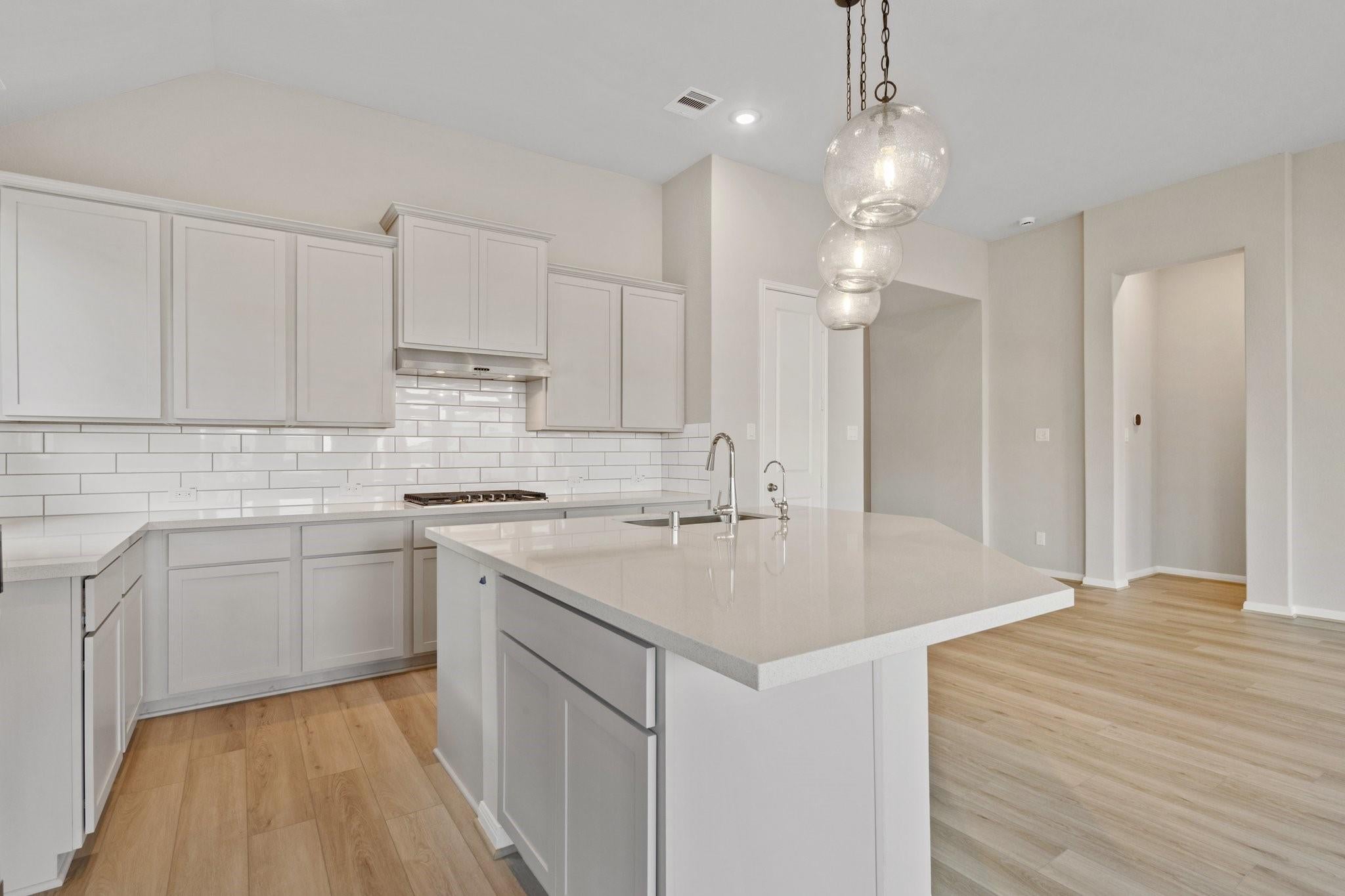613 Drilling Dr, League City, TX 77573 photo