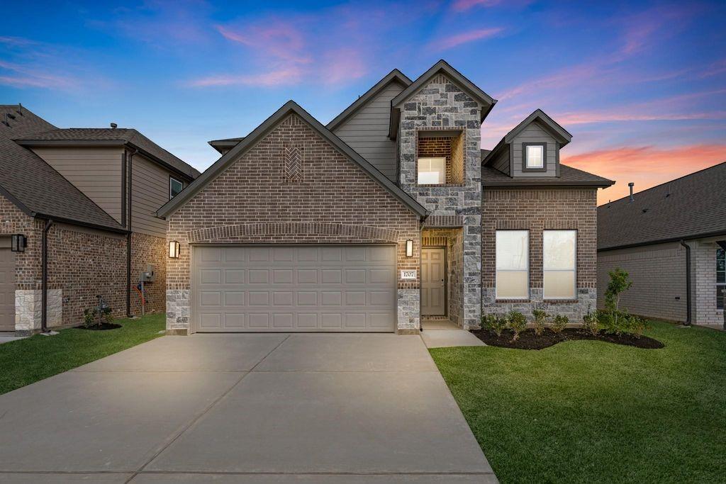 1747 Pecan Woods Ln, Conroe, TX 77301