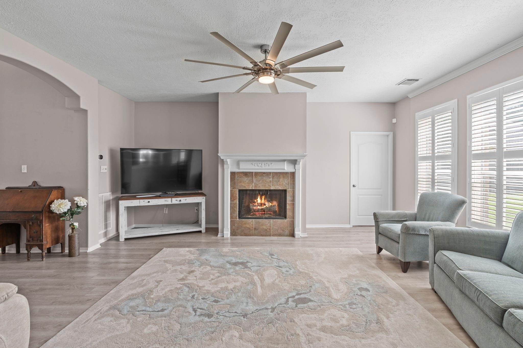 10530 Echo Falls Ln, Houston, TX 77095 photo