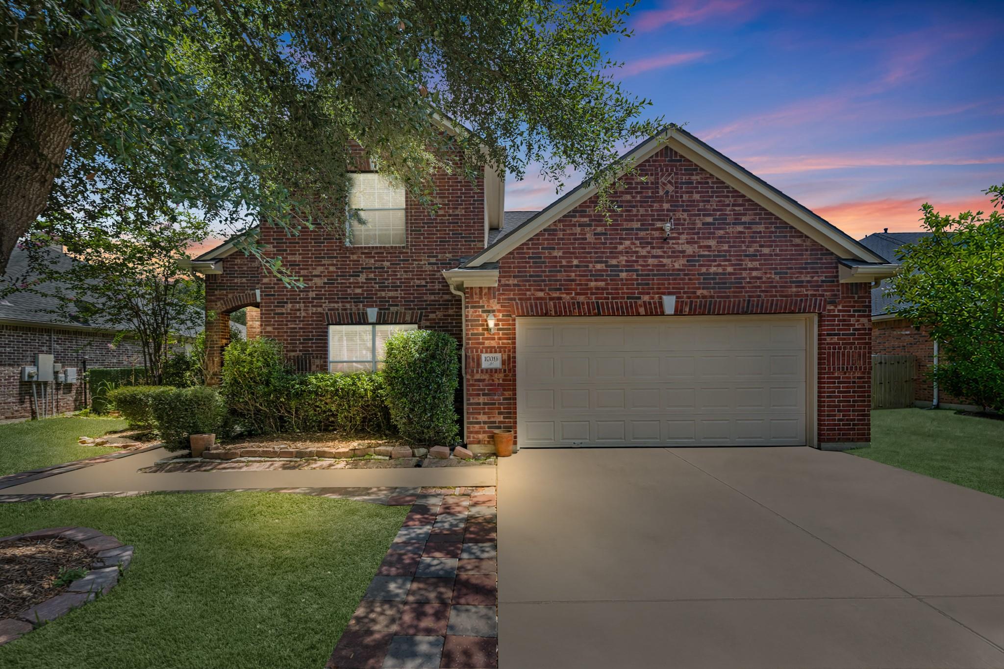 17019 Locust Spring Dr, Houston, TX 77095