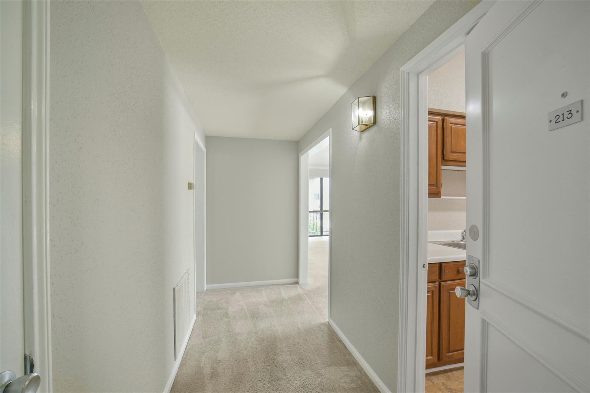 2400 N Braeswood Blvd #213, Houston, TX 77030 photo