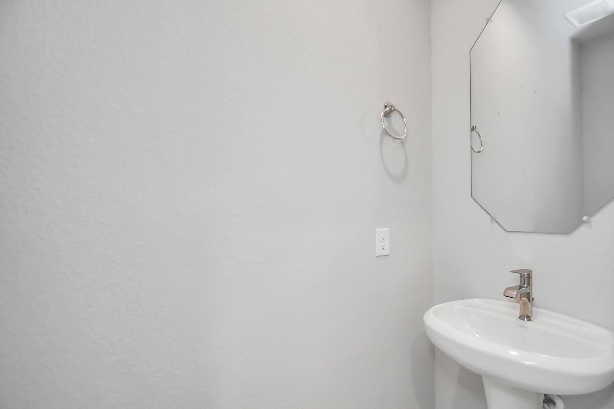 18506 Athena Flower Dr, Fresno, TX 77545 photo