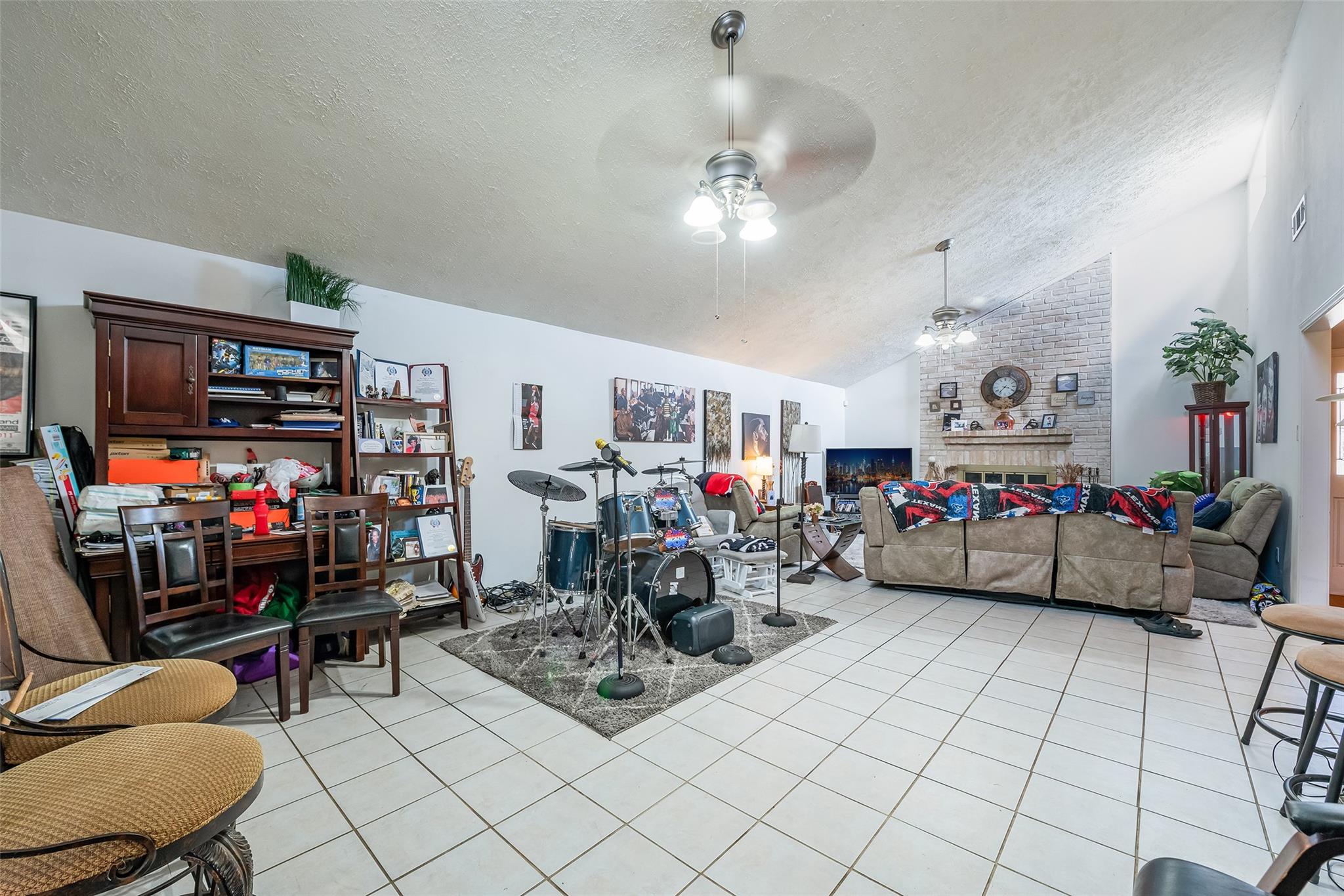 10827 Braes Forest Dr, Houston, TX 77071 photo