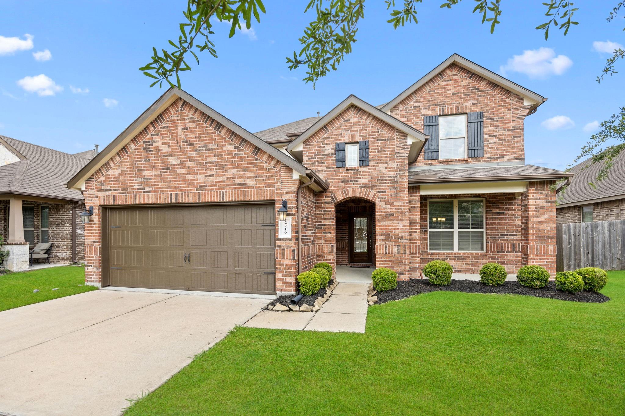 2719 Kaman Ln, Pearland, TX 77581