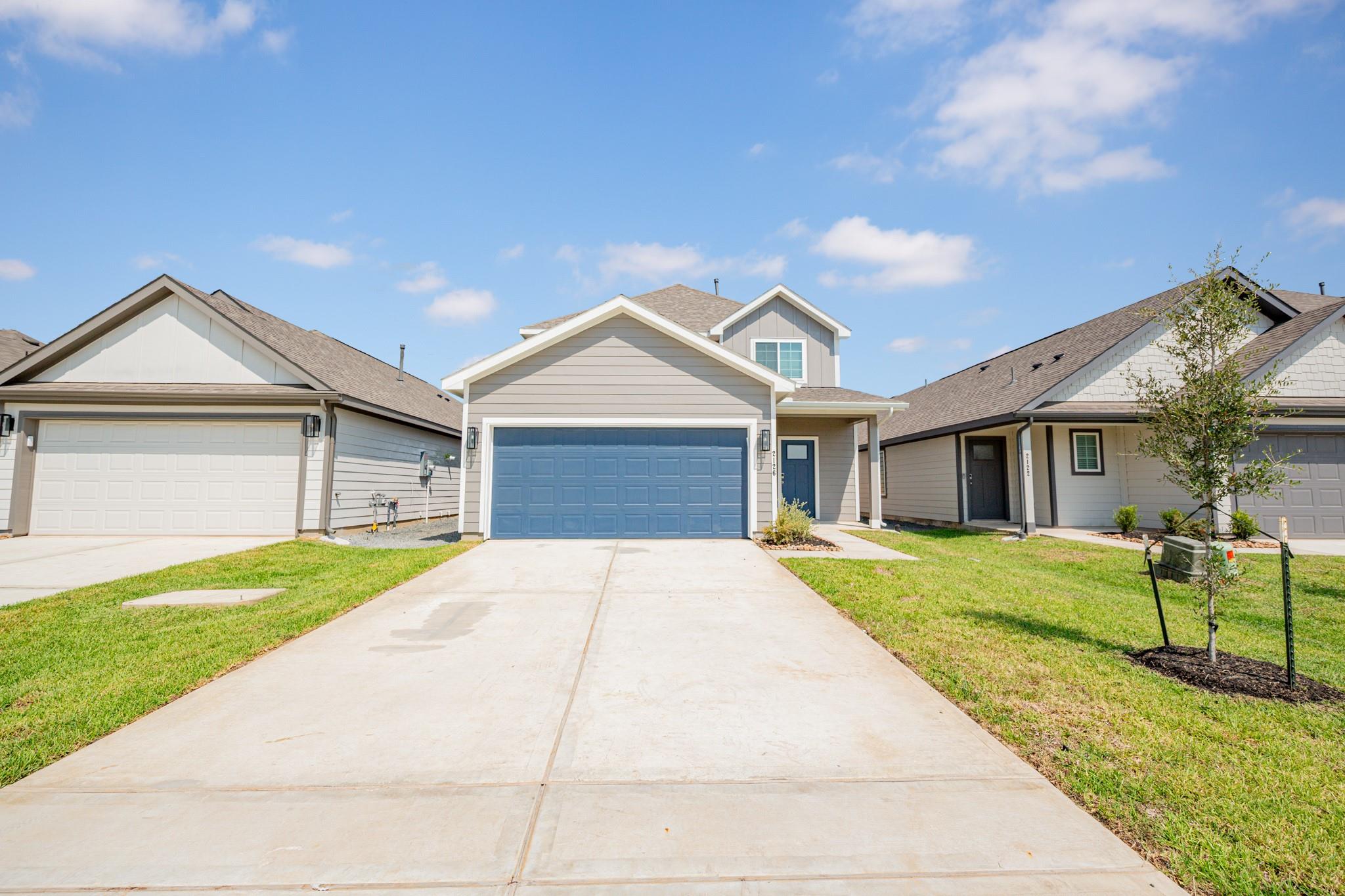 2126 Creole Creek Ln, Houston, TX 77090