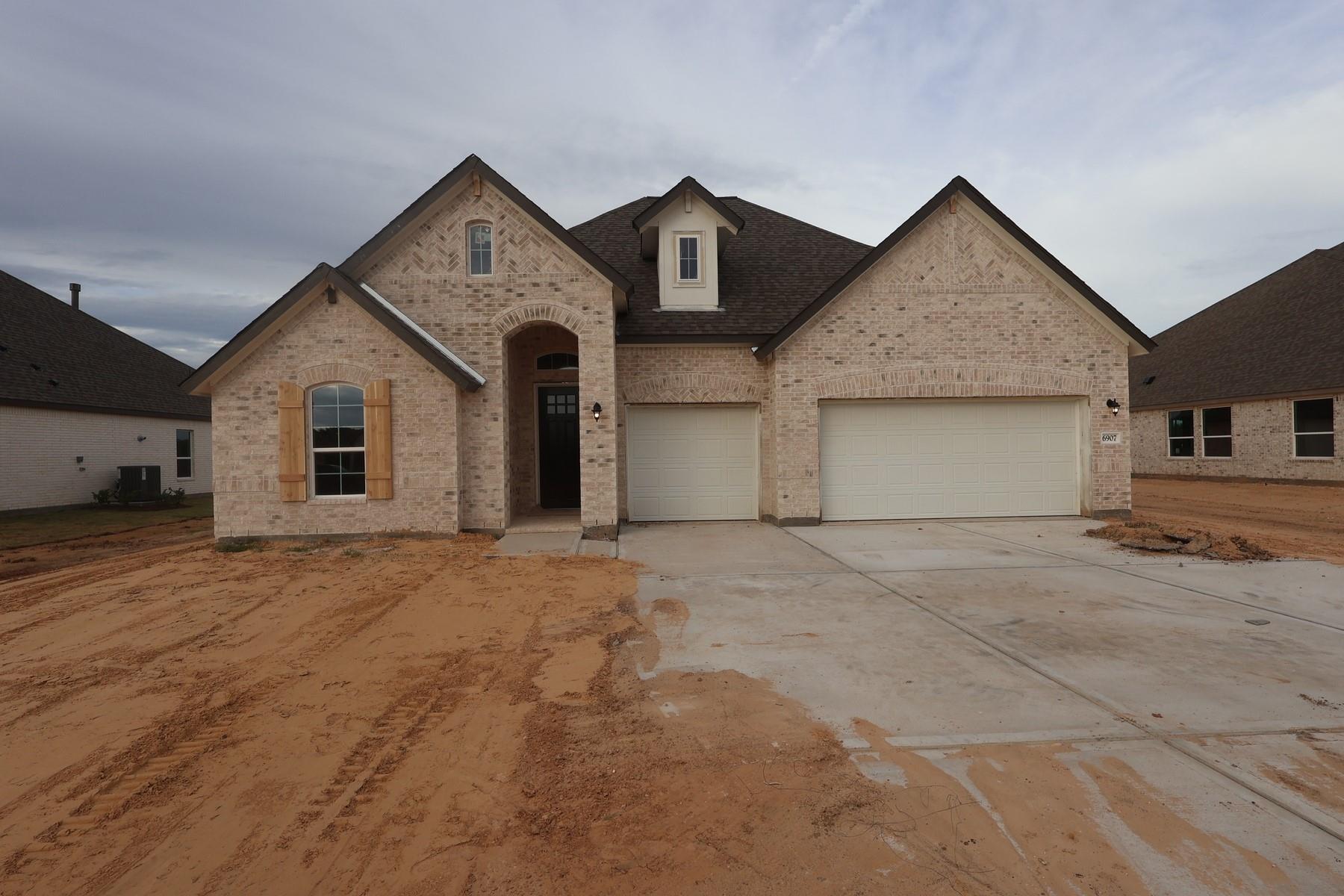 6907 Allens Lndg, Needville, TX 77461 photo