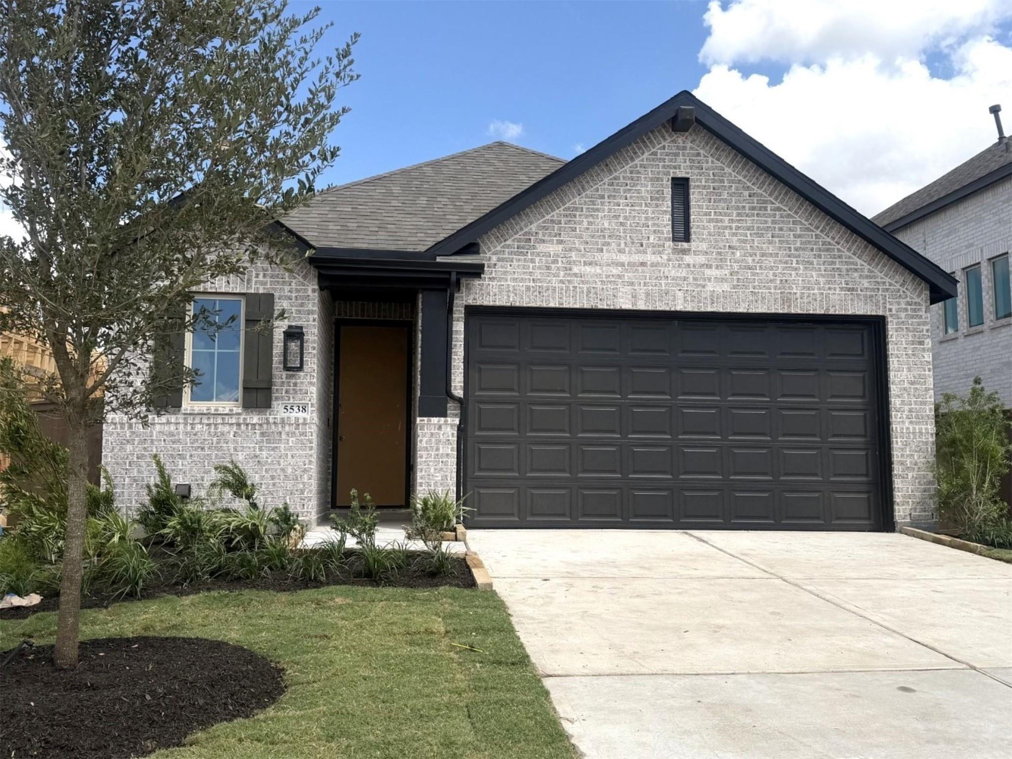 5538 Hibiscus Cove Ln, Rosenberg, TX 77471 photo