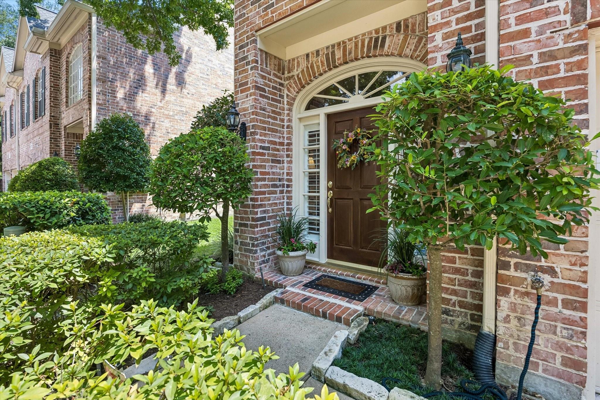 5819 Inwood Park Court Ct, Houston, TX 77057 photo