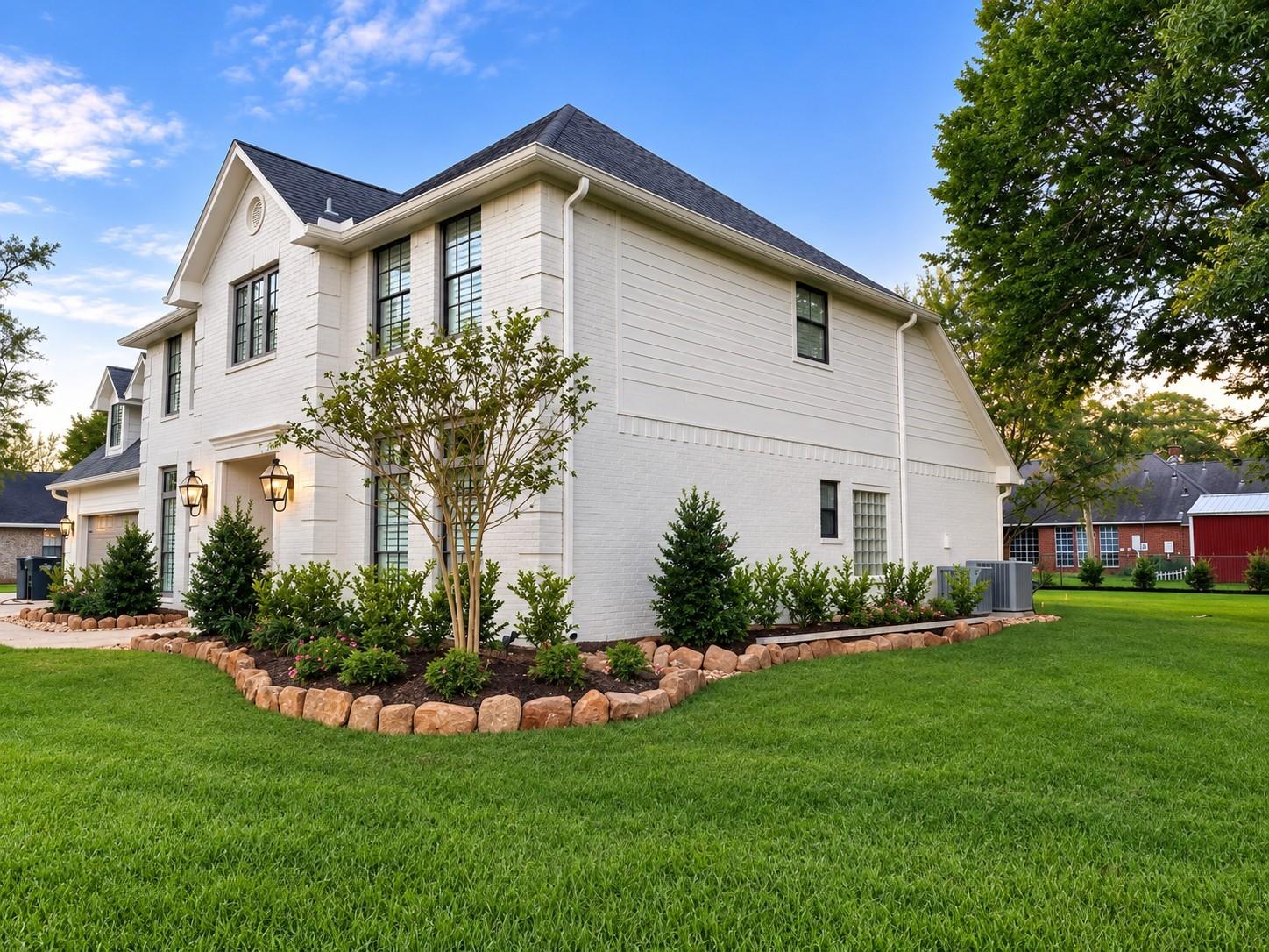 12810 Fisher Dr, Mont Belvieu, TX 77523 photo