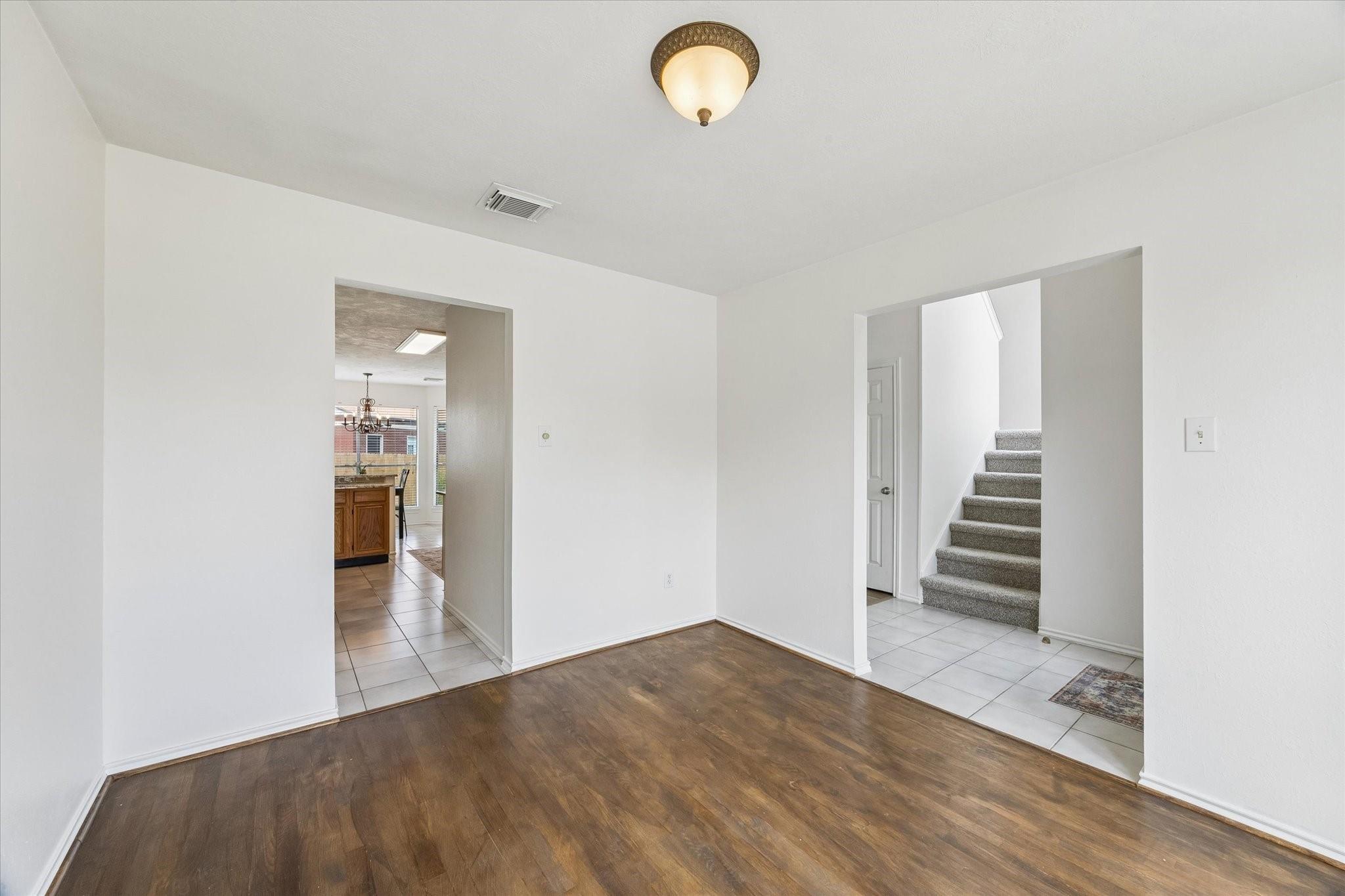 1105 Camelot Ln, Pearland, TX 77581 photo