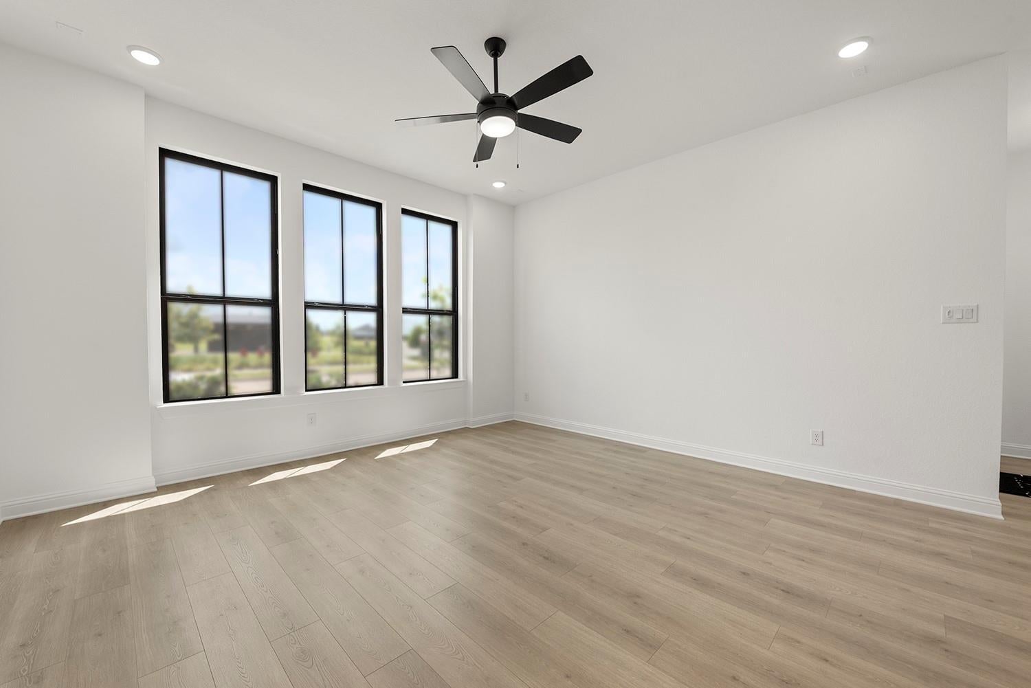 10806 Pioneer Pt, Richmond, TX 77469 photo
