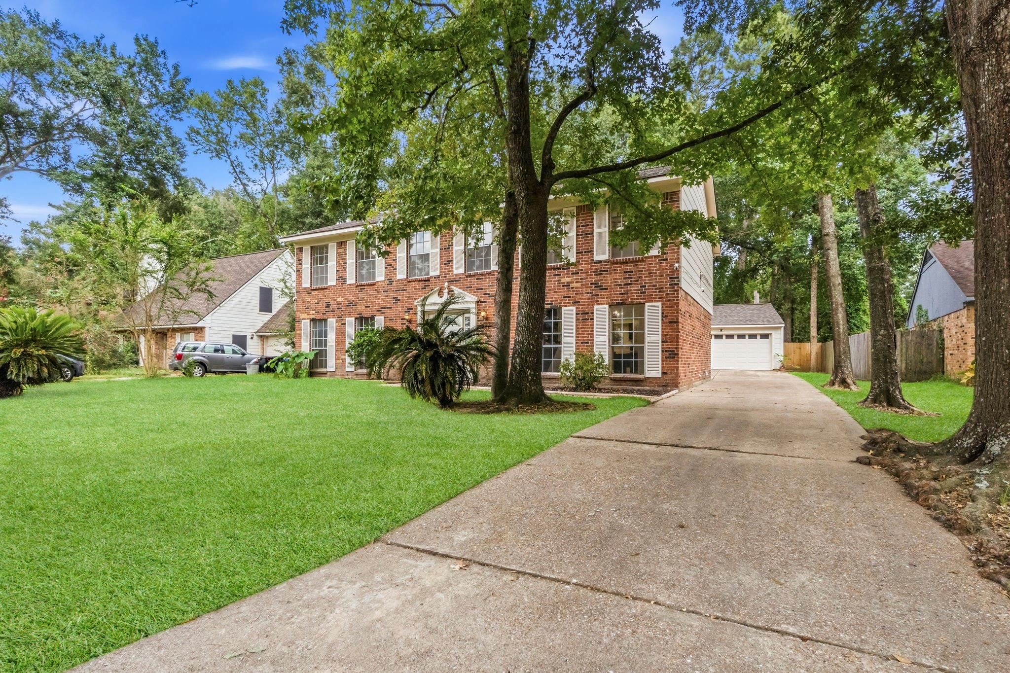 3210 Village Park Dr, Houston, TX 77339 photo