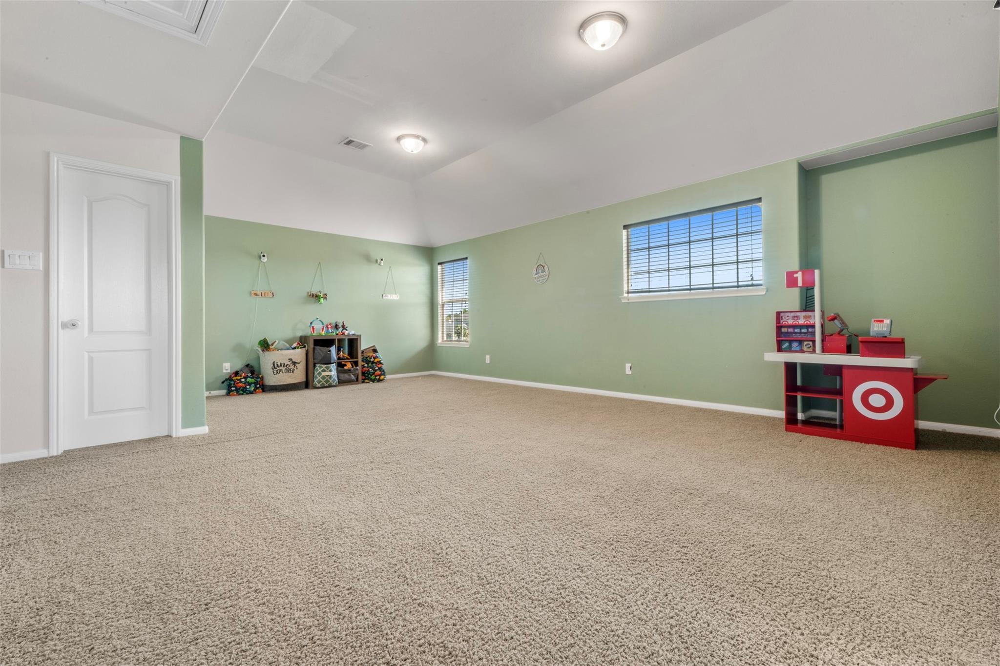 314 Gulf Winds Dr, Bacliff, TX 77518 photo