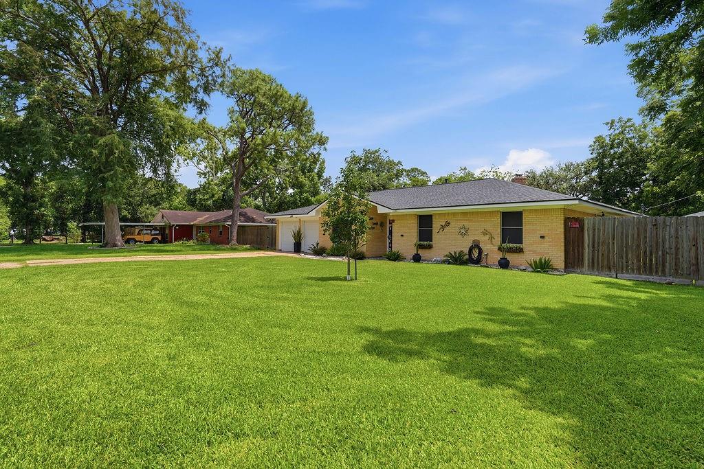 702 Lane Rd, Texas City, TX 77591 photo