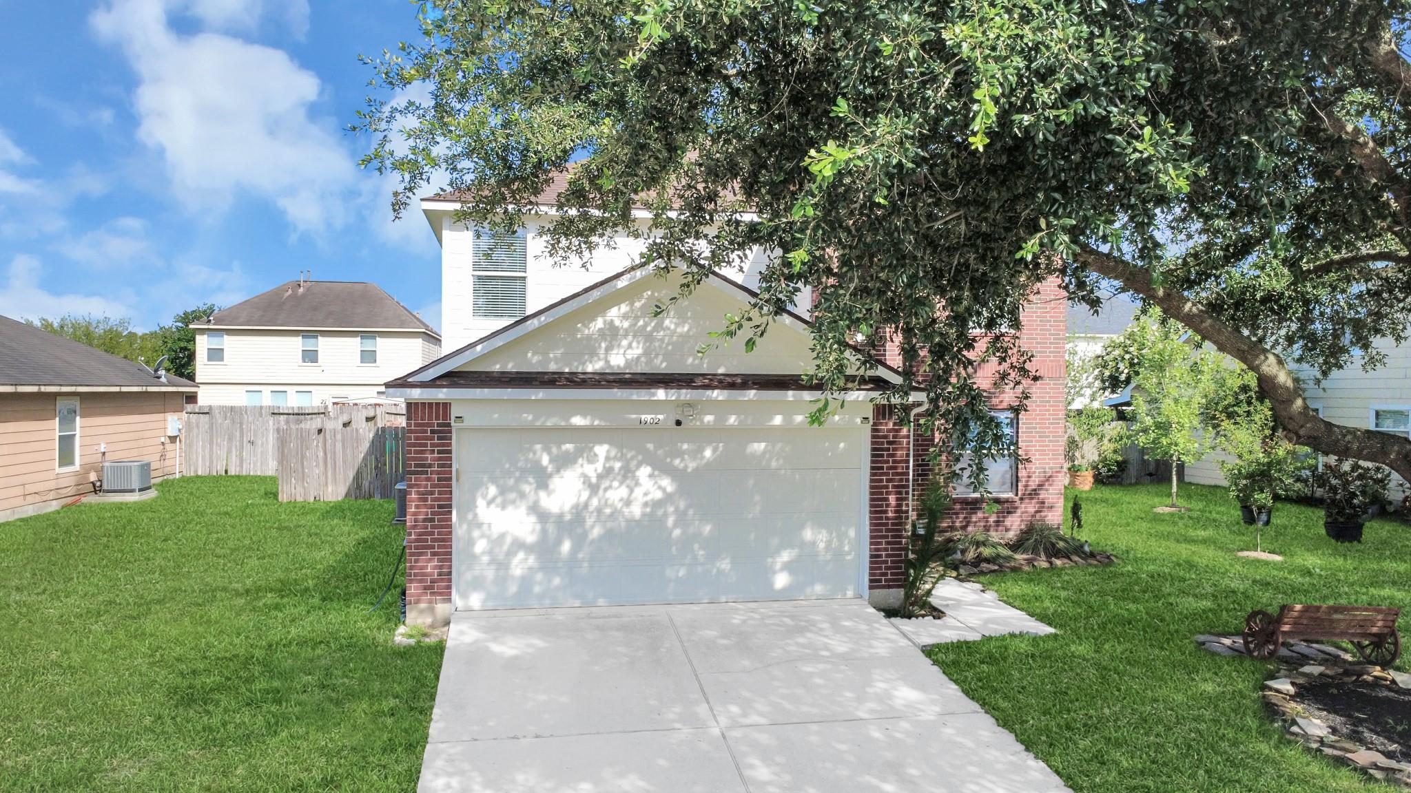 1902 Serenata Ln, Humble, TX 77396 photo