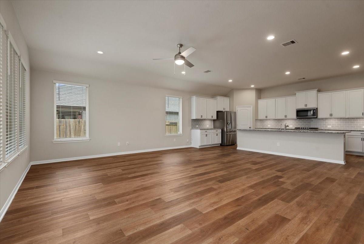 31726 Casa Linda Dr, Hockley, TX 77447 photo