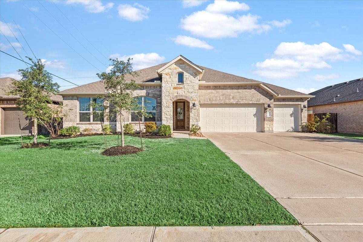 31726 Casa Linda Dr, Hockley, TX 77447 photo