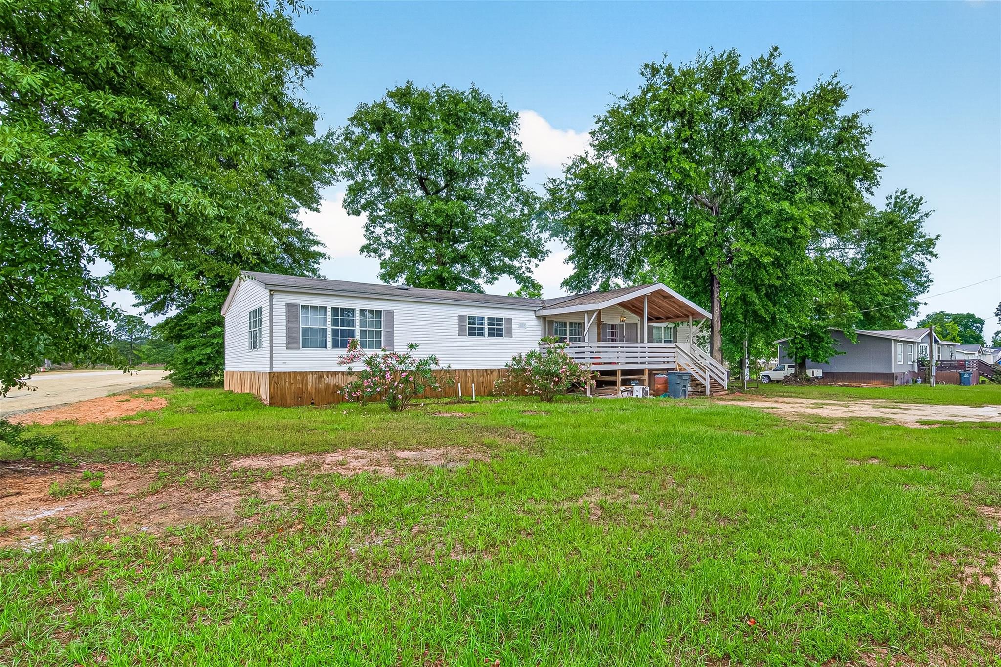 5982 Waukegan Rd, Conroe, TX 77306 photo