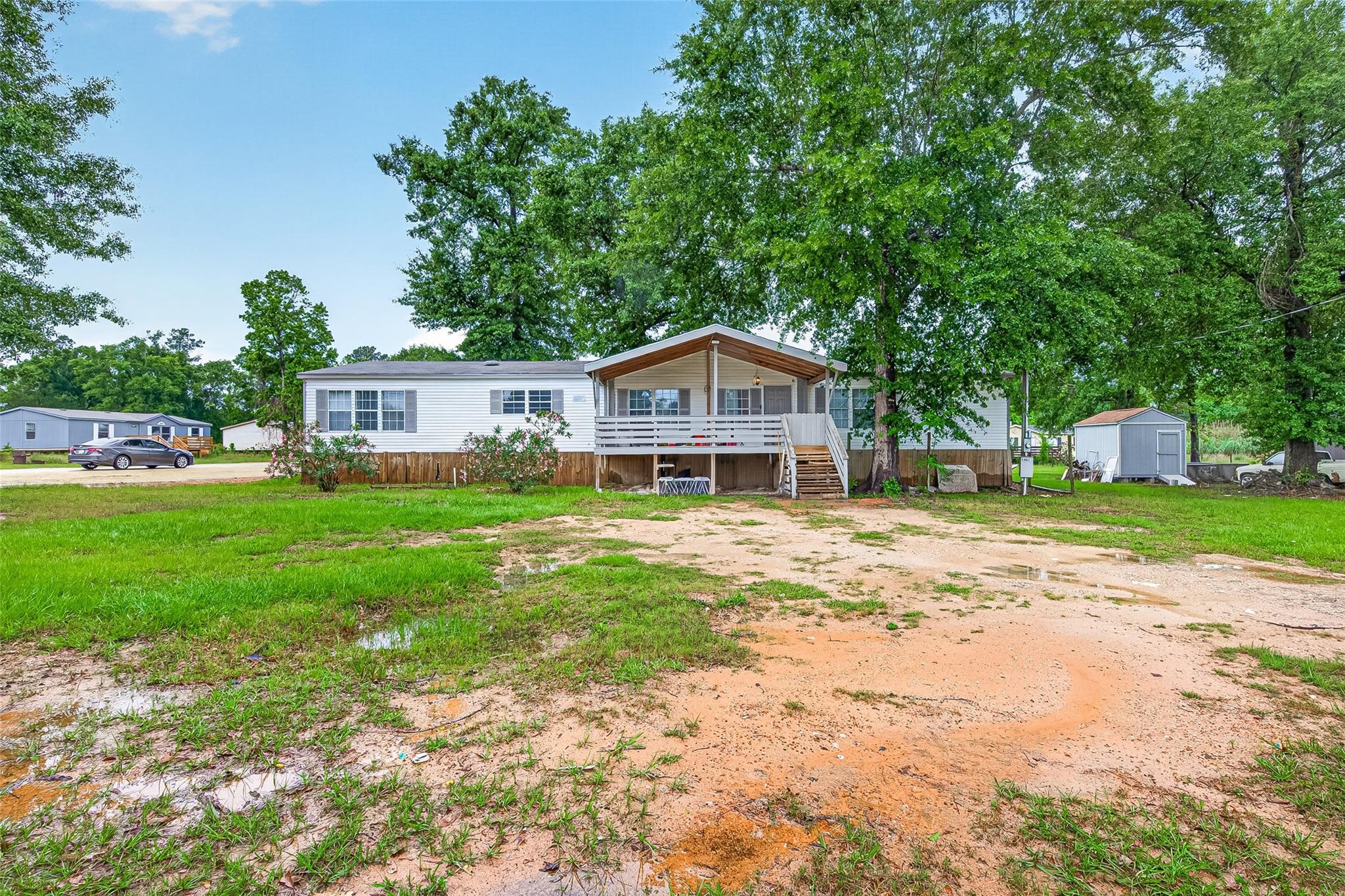 5982 Waukegan Rd, Conroe, TX 77306