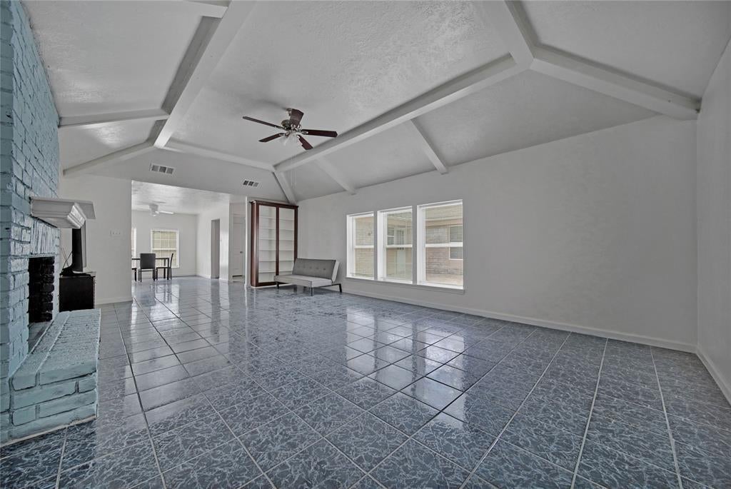18023 Bambriar Dr, Houston, TX 77090 photo