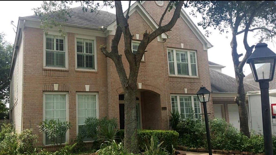 3518 Shadow Bluff Ct, Houston, TX 77082