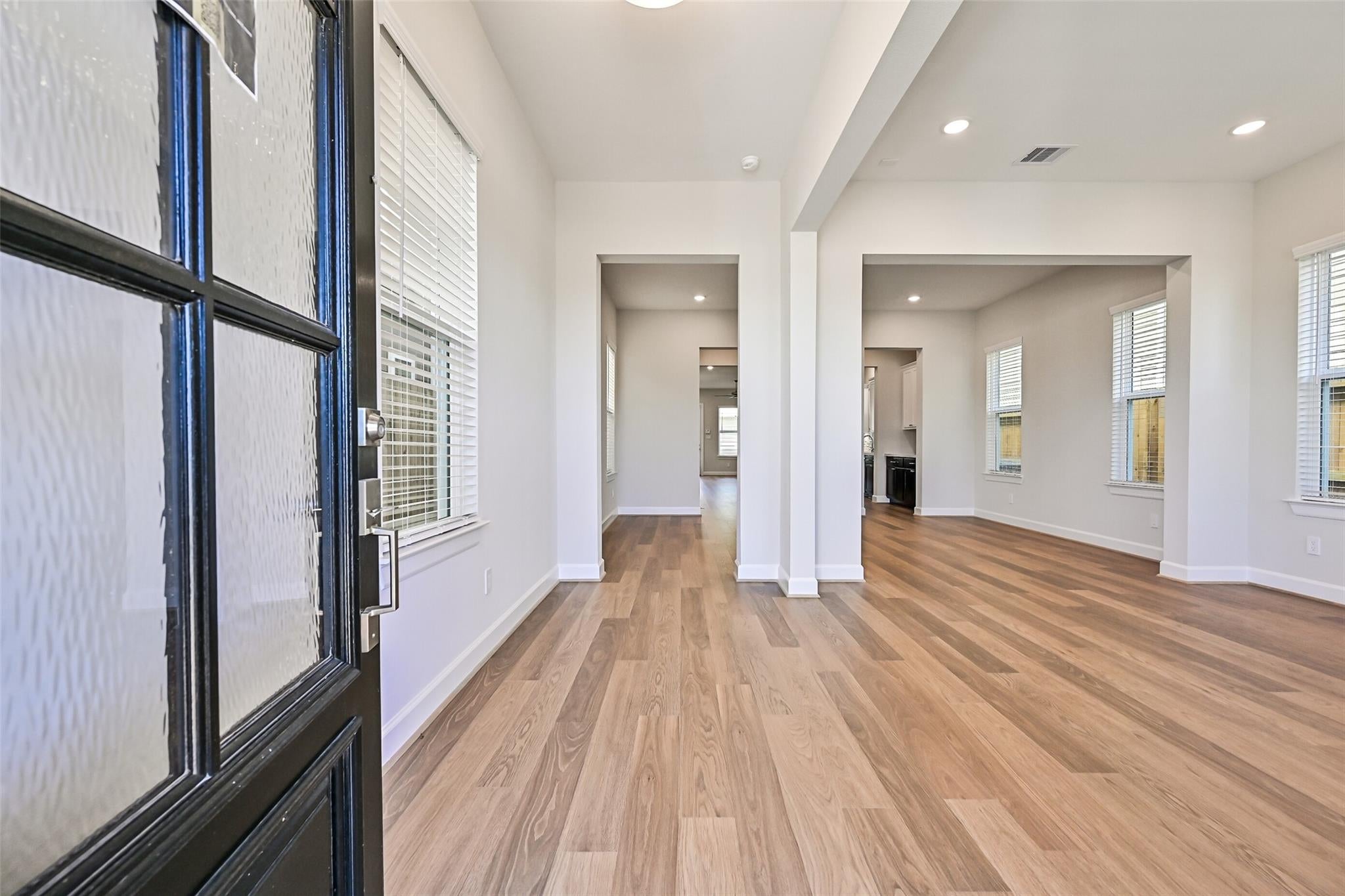 2521 S Houston Ave, Pearland, TX 77581 photo