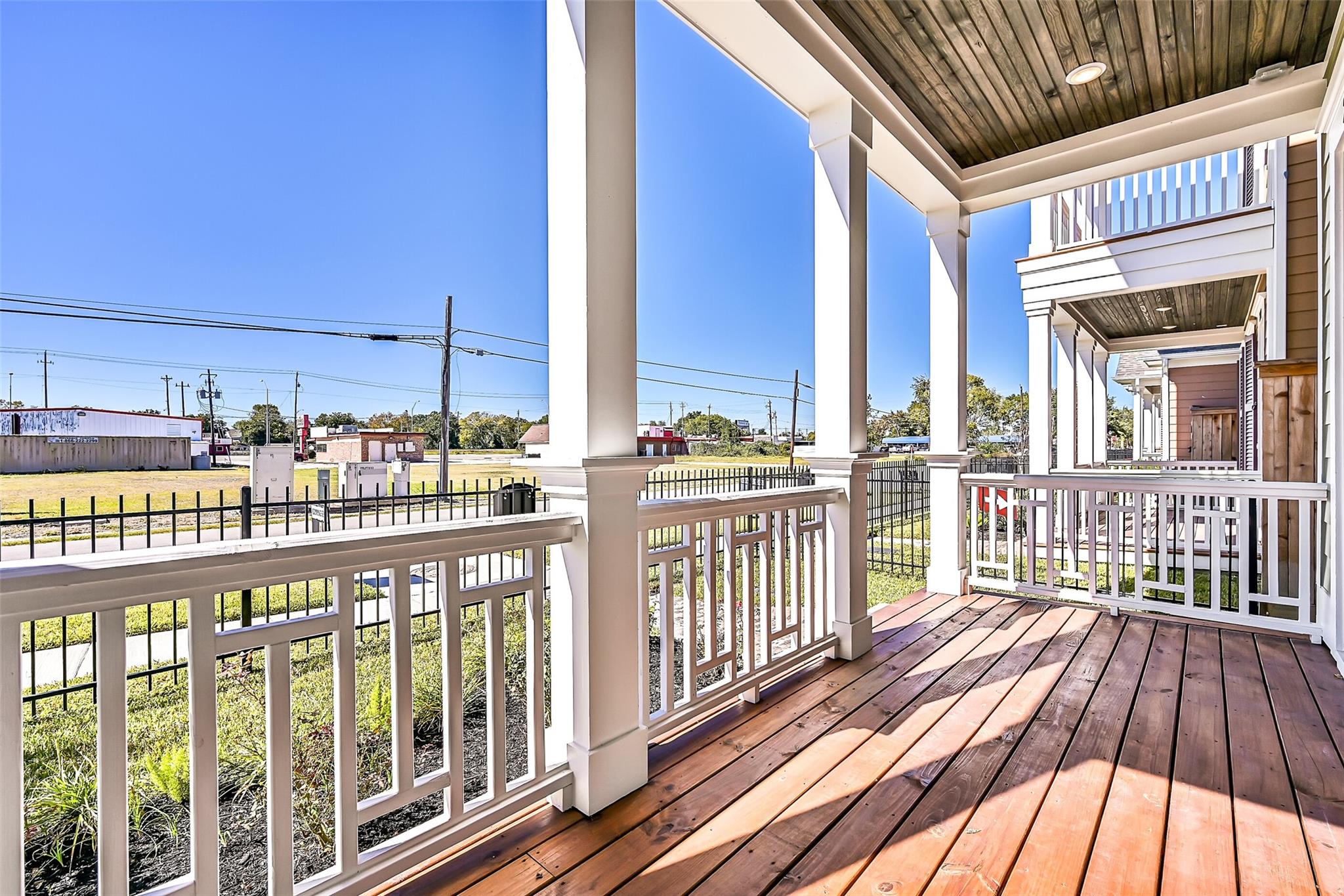 2521 S Houston Ave, Pearland, TX 77581 photo