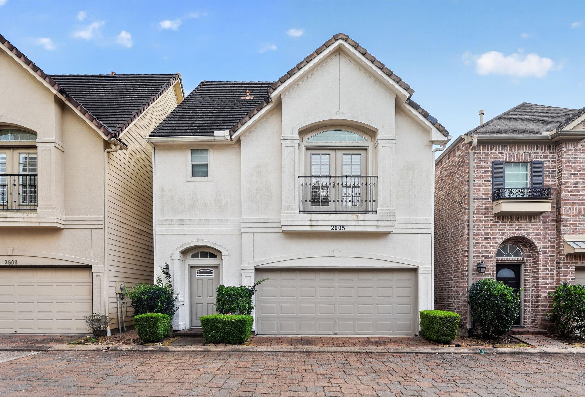 2605 Cheshire Oaks Dr, Houston, TX 77054 photo