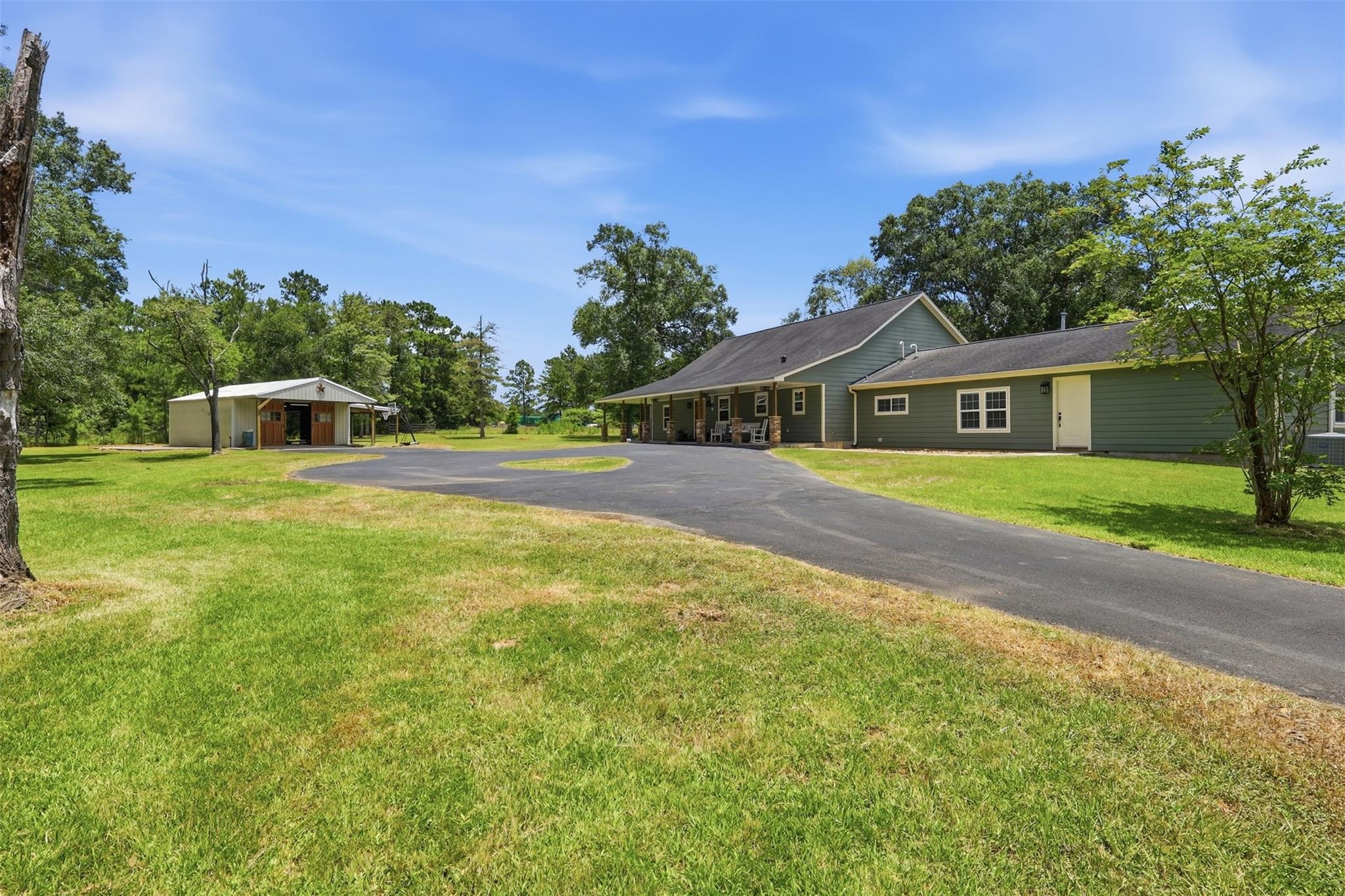 10695 White Rock Rd, Conroe, TX 77306