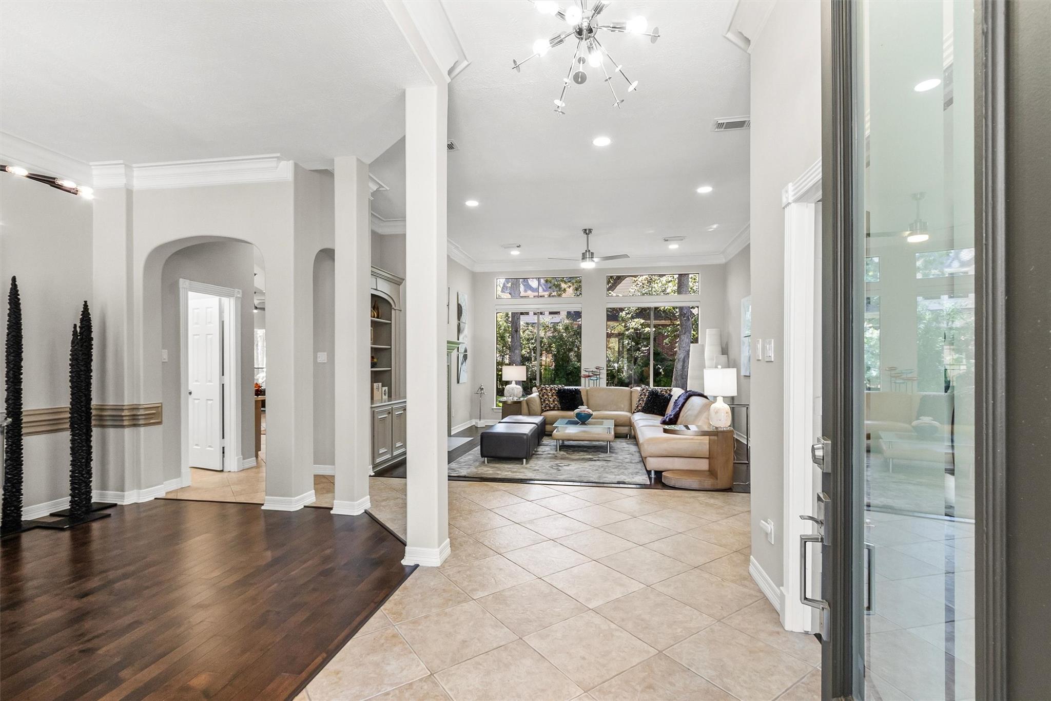 145 W Shore Dr, Montgomery, TX 77356 photo