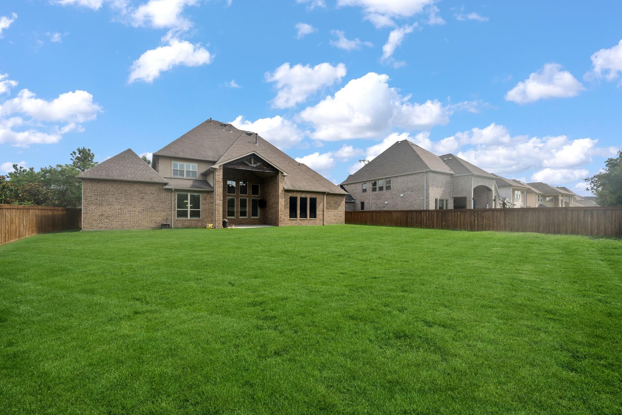 28680 Clear Woods Dr, Spring, TX 77386 photo