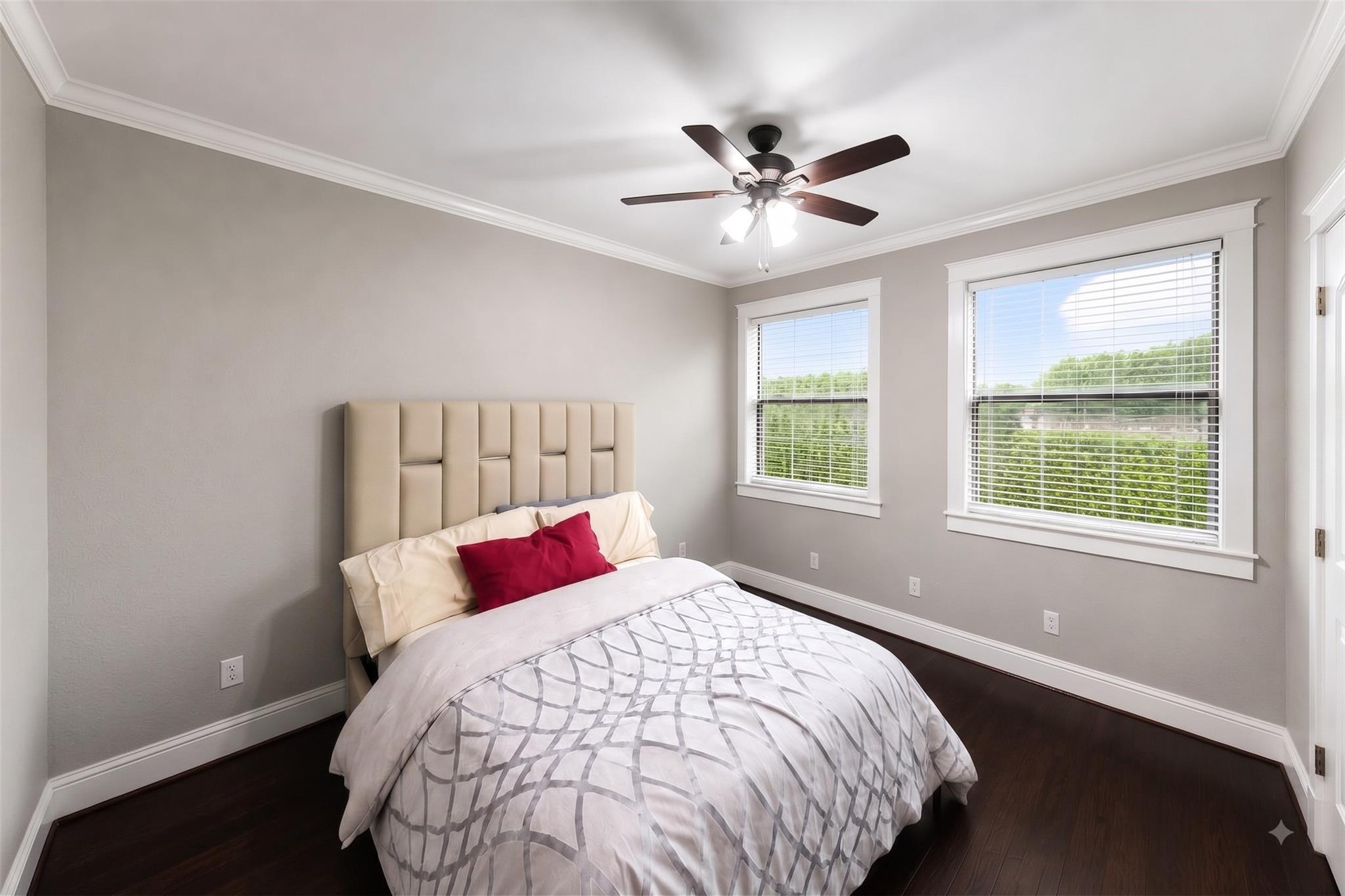 2208 Bellefontaine St, Houston, TX 77030 photo