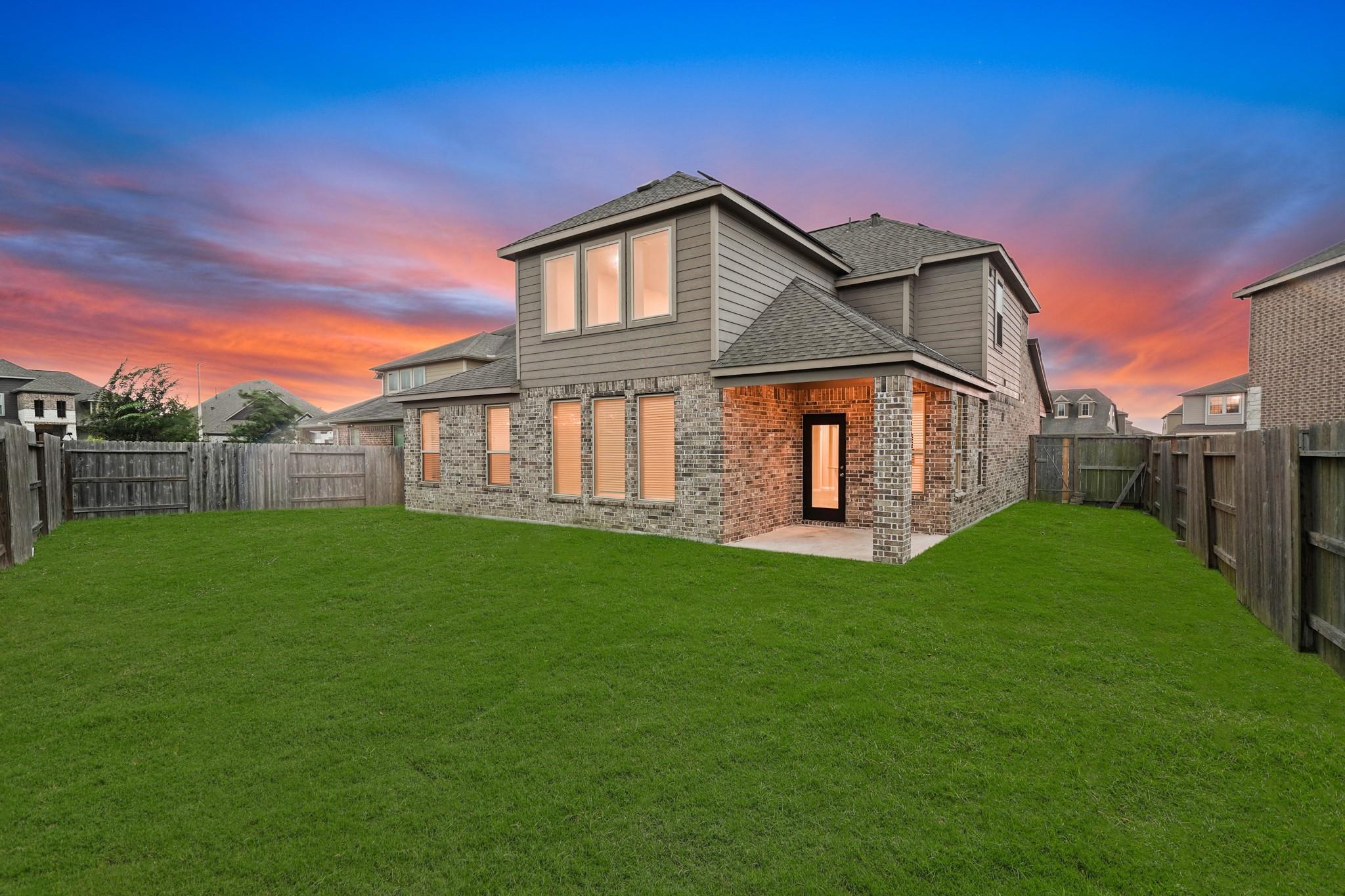 12808 Narrow Cove Dr, Texas City, TX 77568 photo