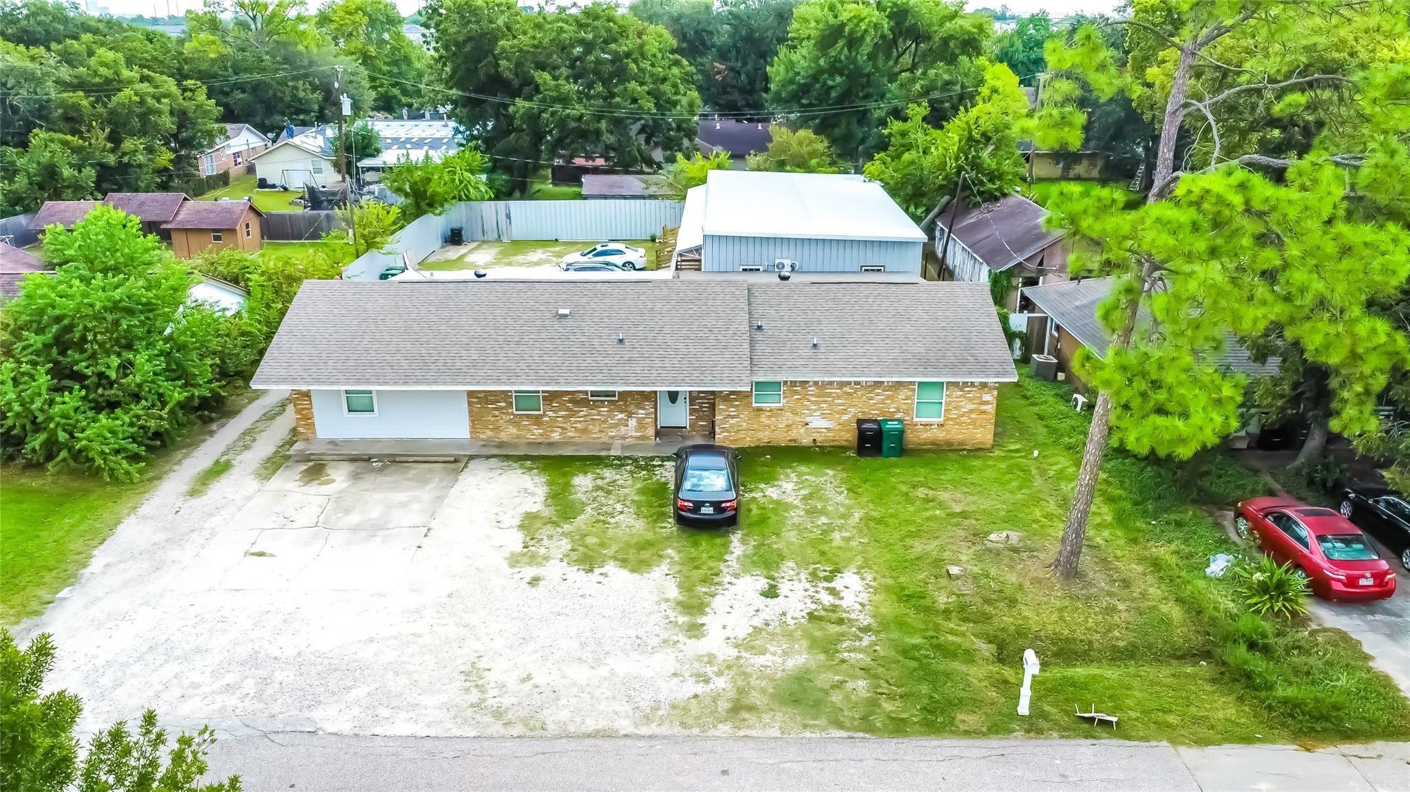 4407 Continental Dr, Houston, TX 77072