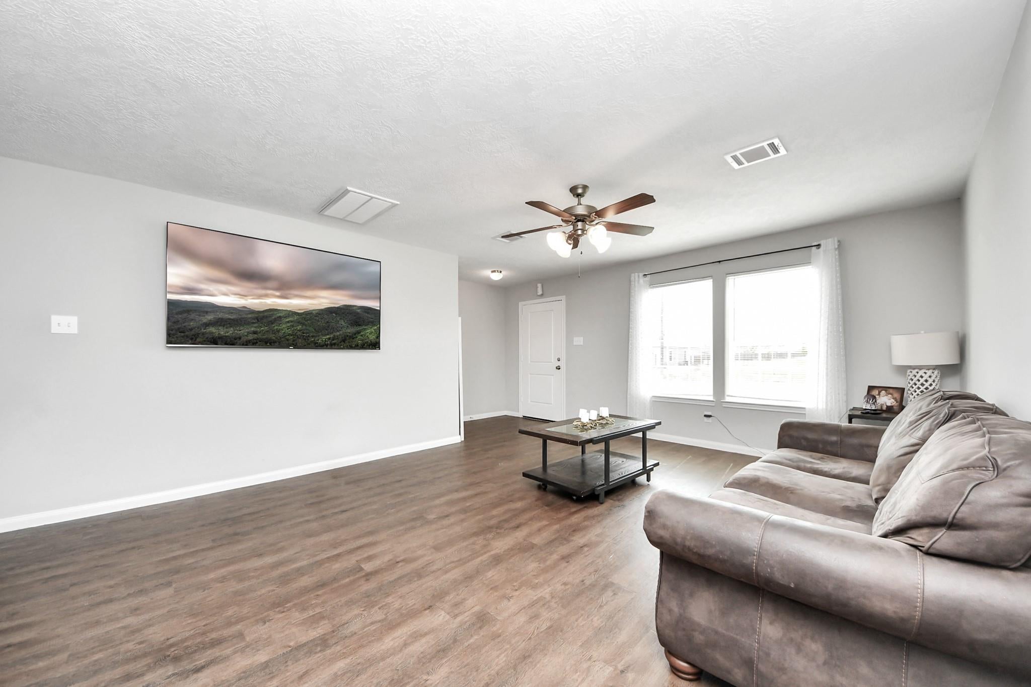 696 Road 5105, Cleveland, TX 77327 photo
