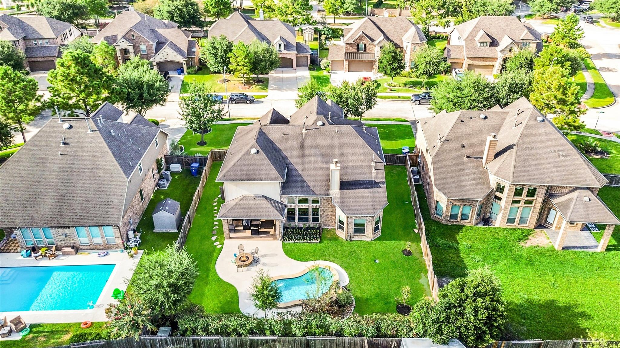 16107 Cottage Timbers Ct, Houston, TX 77044 photo