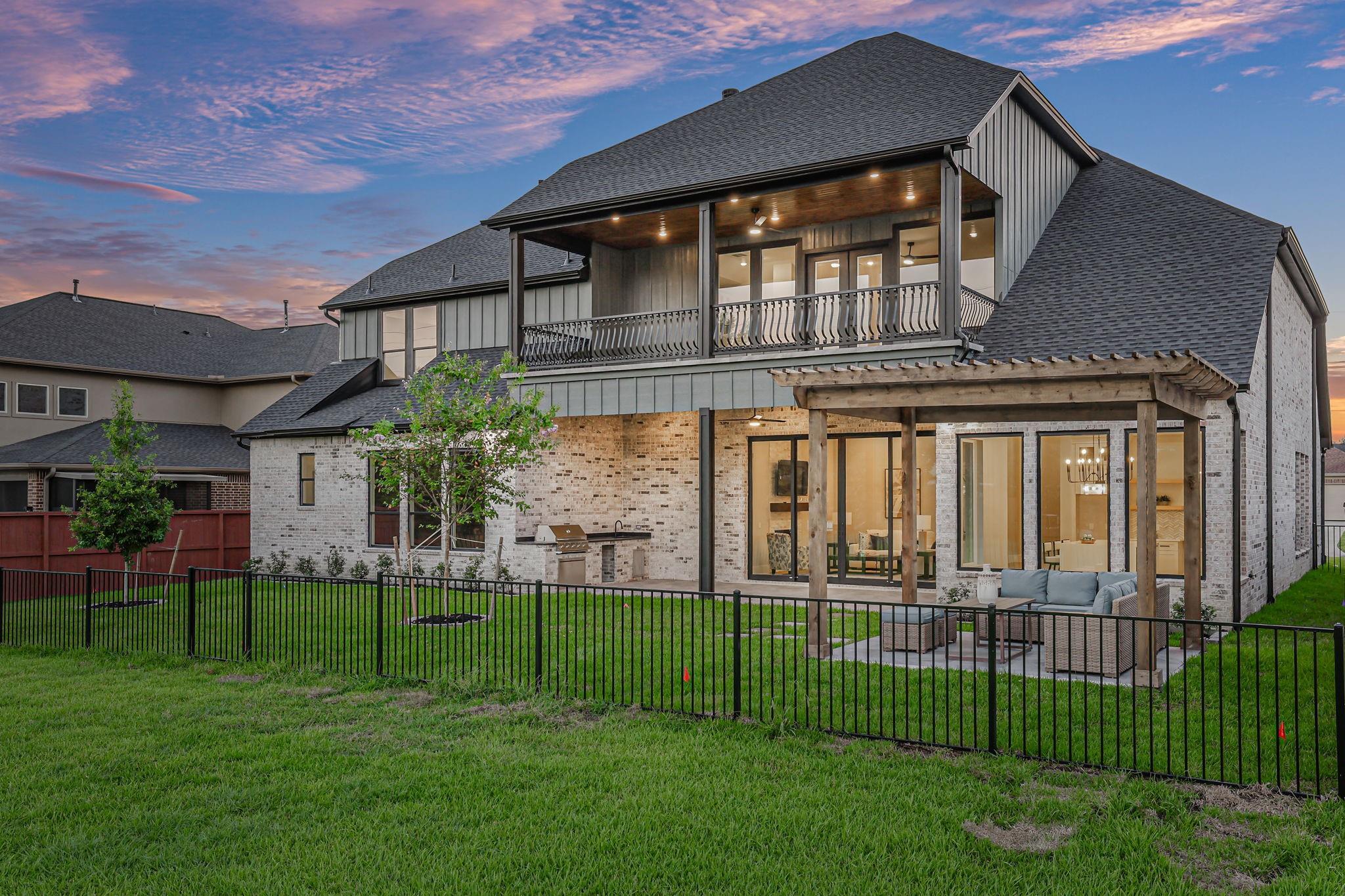 18 Waterford Way, Montgomery, TX 77256 photo