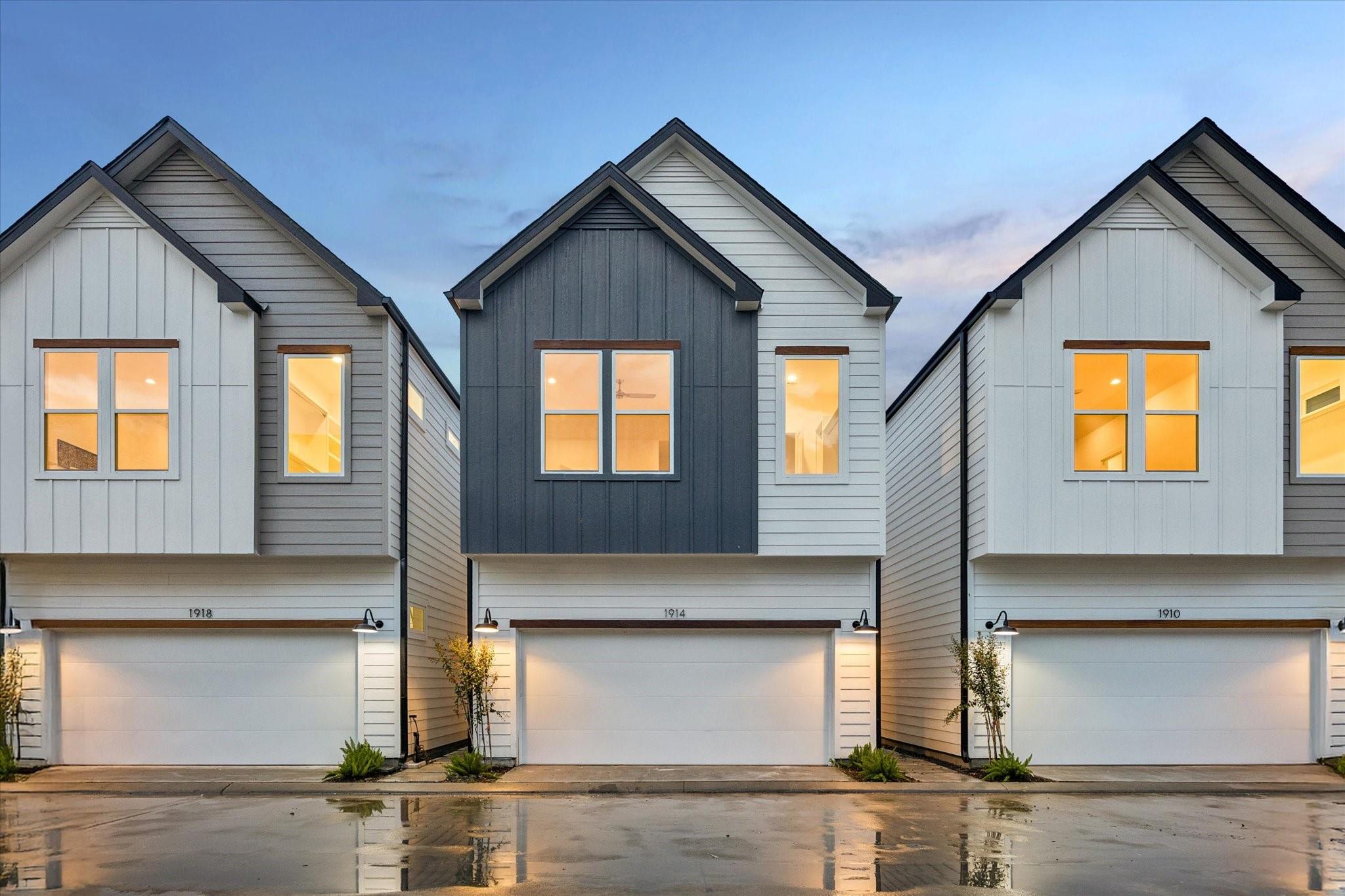 1914 Luna Woods Ln, Houston, TX 77055