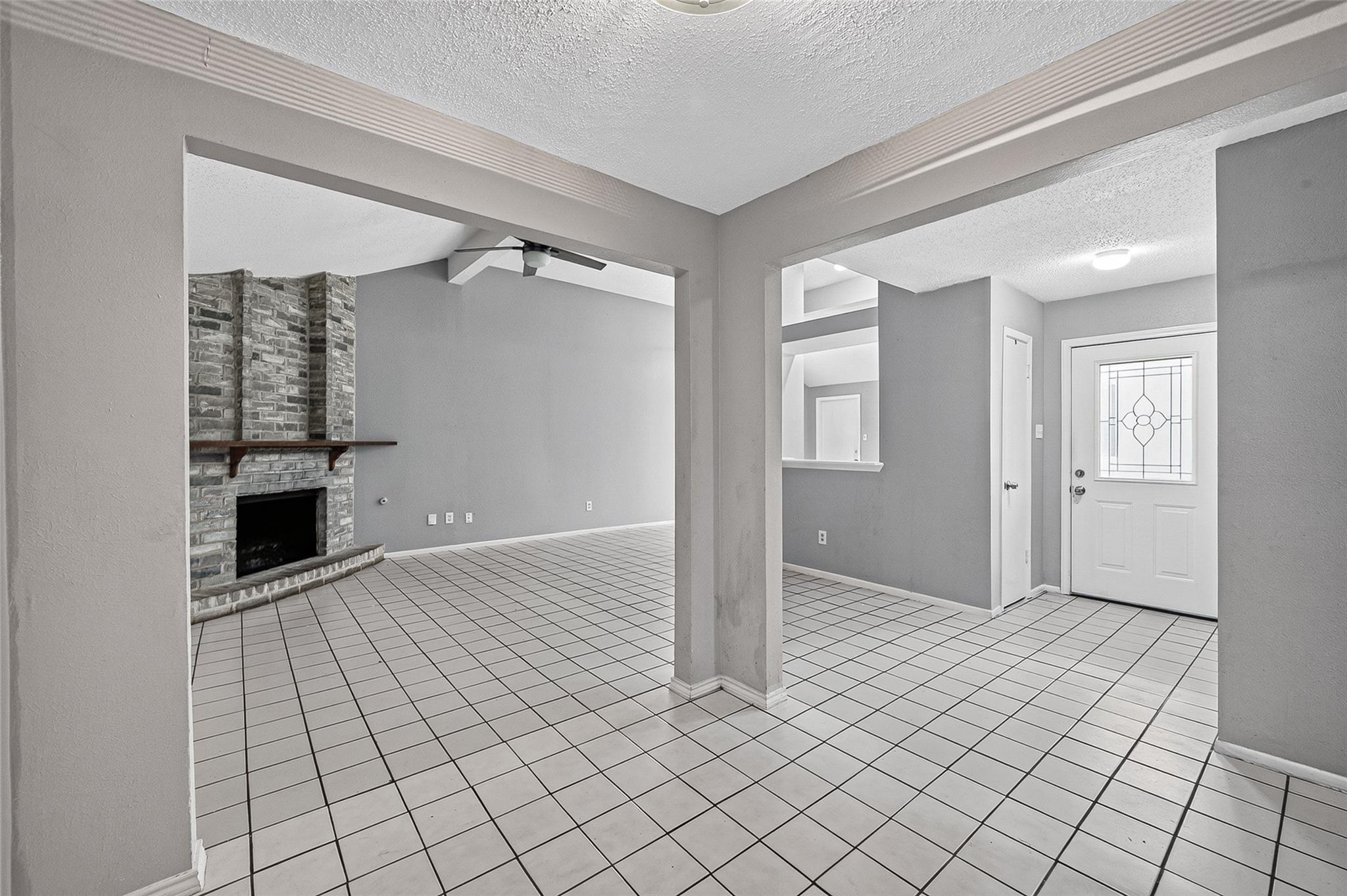 1811 Crosscoach Ln, Katy, TX 77449 photo