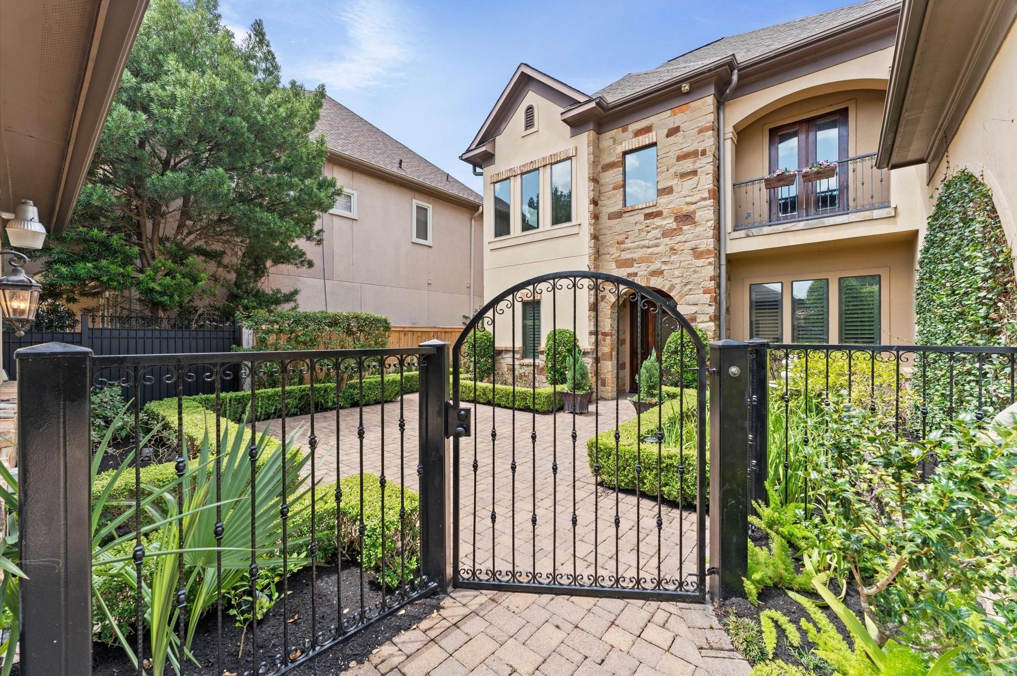 3122 Rosemary Park Ln, Houston, TX 77082 photo