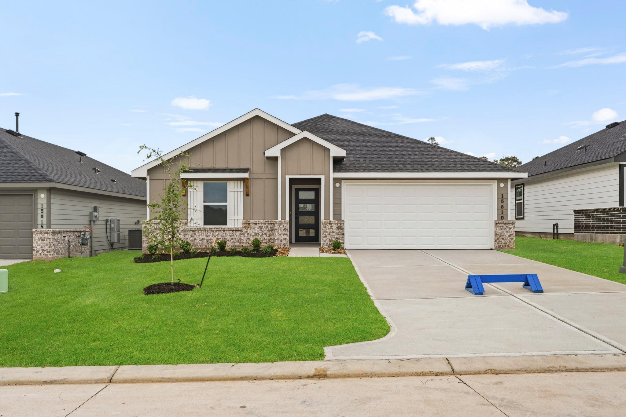 15810 Narrow Leaf Ln, Montgomery, TX 77316