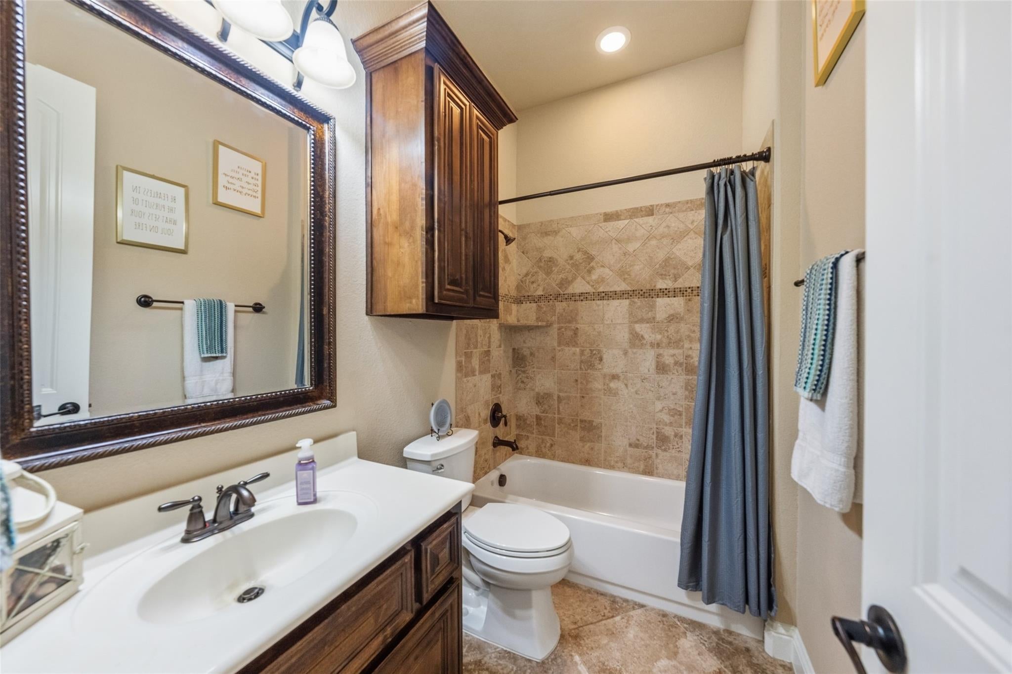 1324 Elkins Hollow Ln, League City, TX 77573 photo