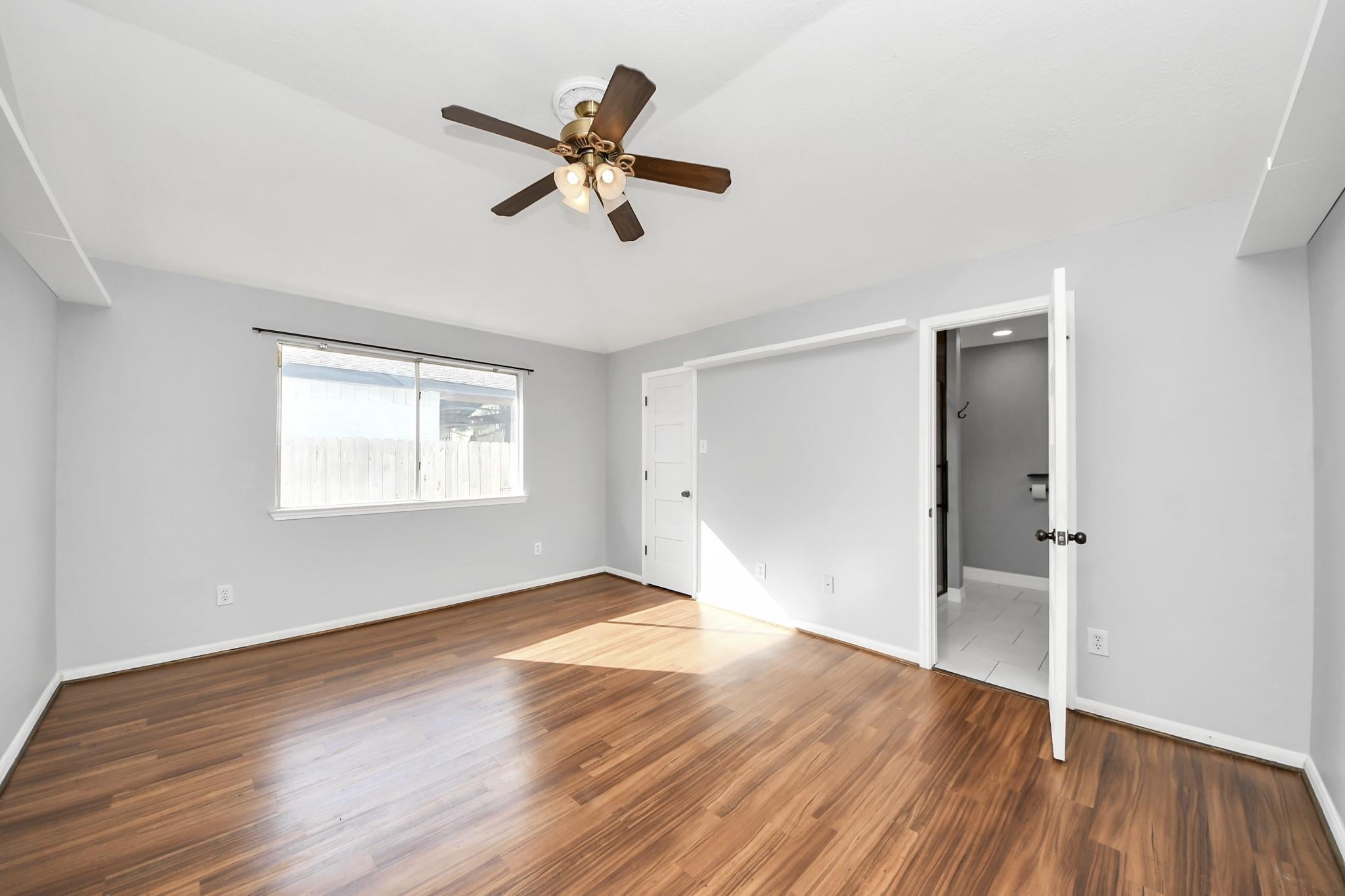 28707 Stapleford St, Spring, TX 77386 photo