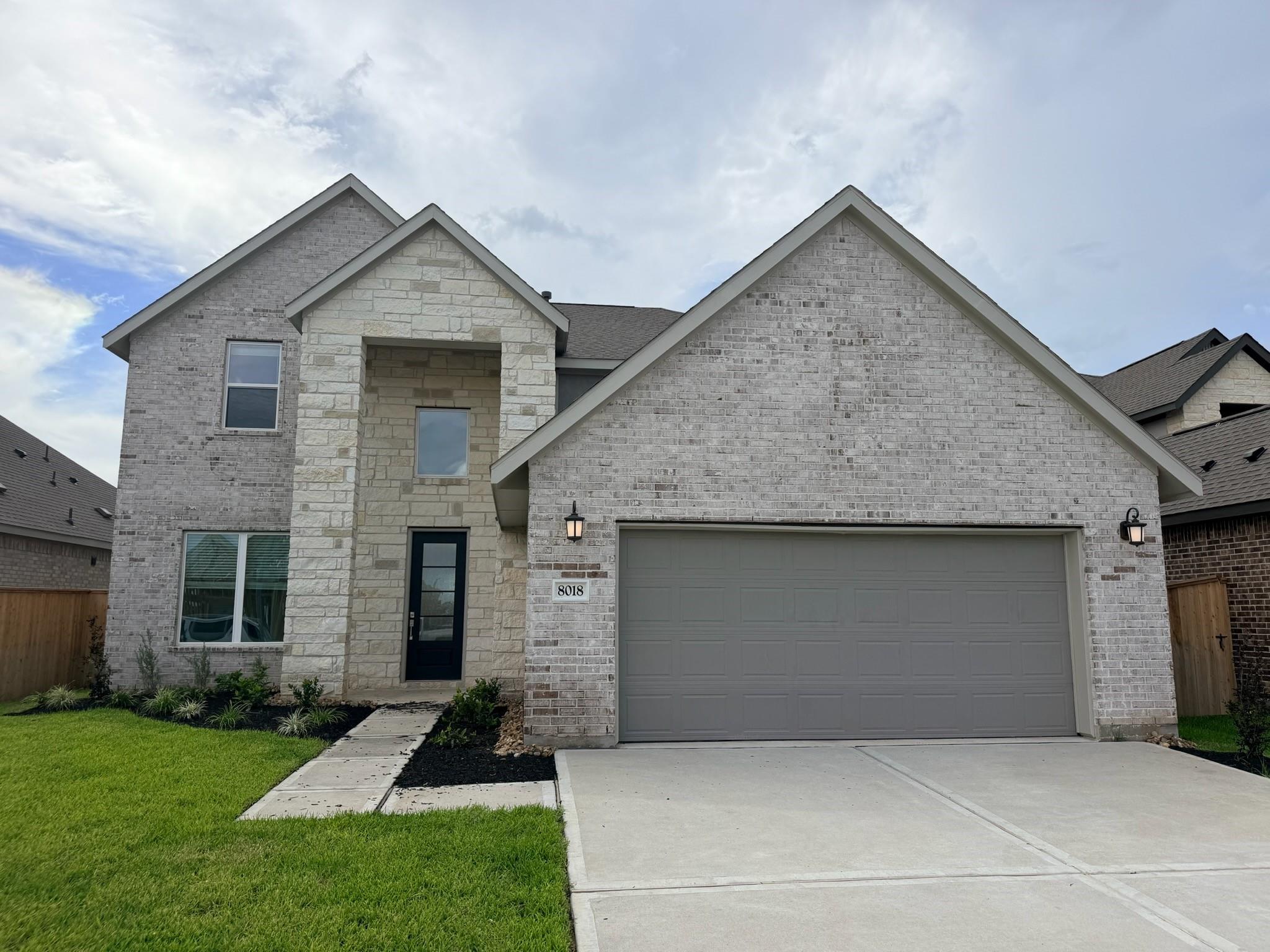 8018 Serene Meadow Ln, Richmond, TX 77469