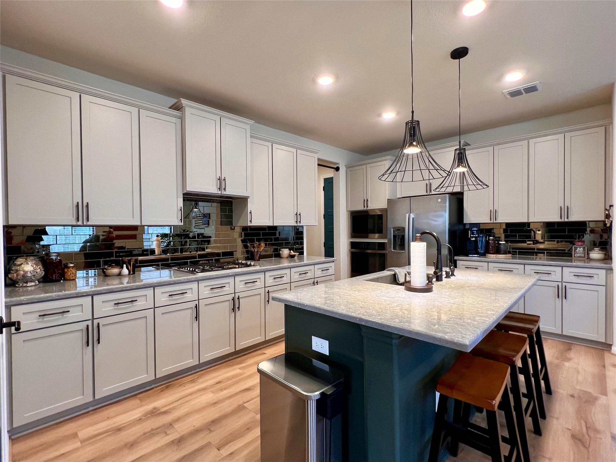 19332 Poppy Village Cir, Magnolia, TX 77355 photo